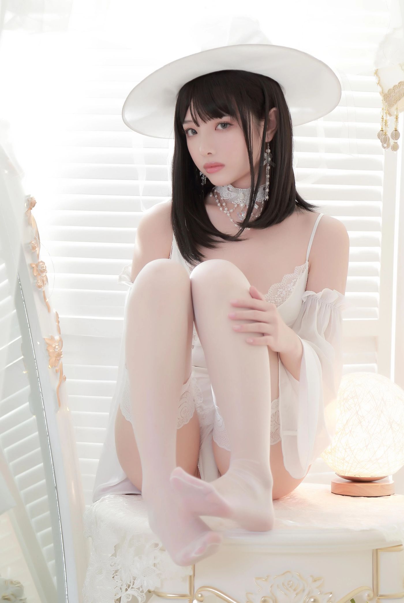NO.30 雯妹不讲道理-白女巫 [34P]插图1
