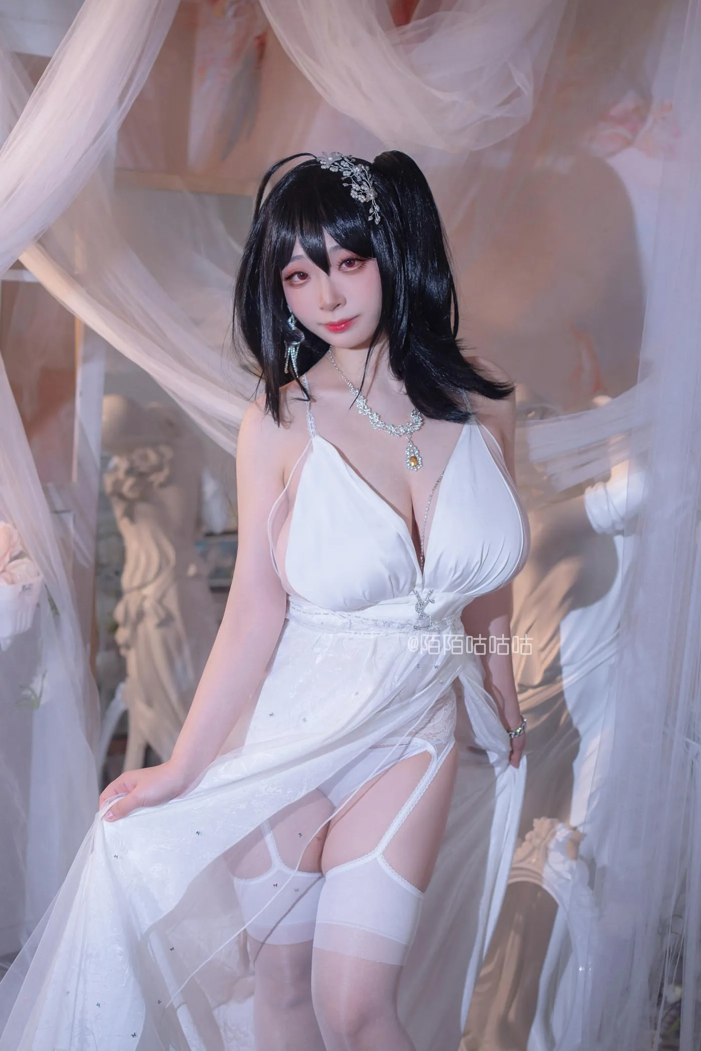 韶陌陌 – NO.20 大凤 婚纱 [18P]插图9