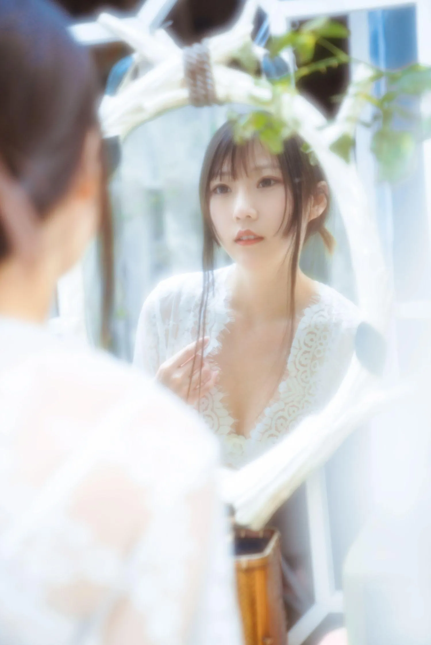香草喵露露 – NO.03 玻璃房少女 [76P]插图1