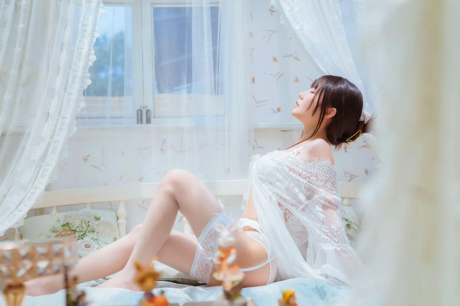 香草喵露露 – NO.03 玻璃房少女 [76P]插图1