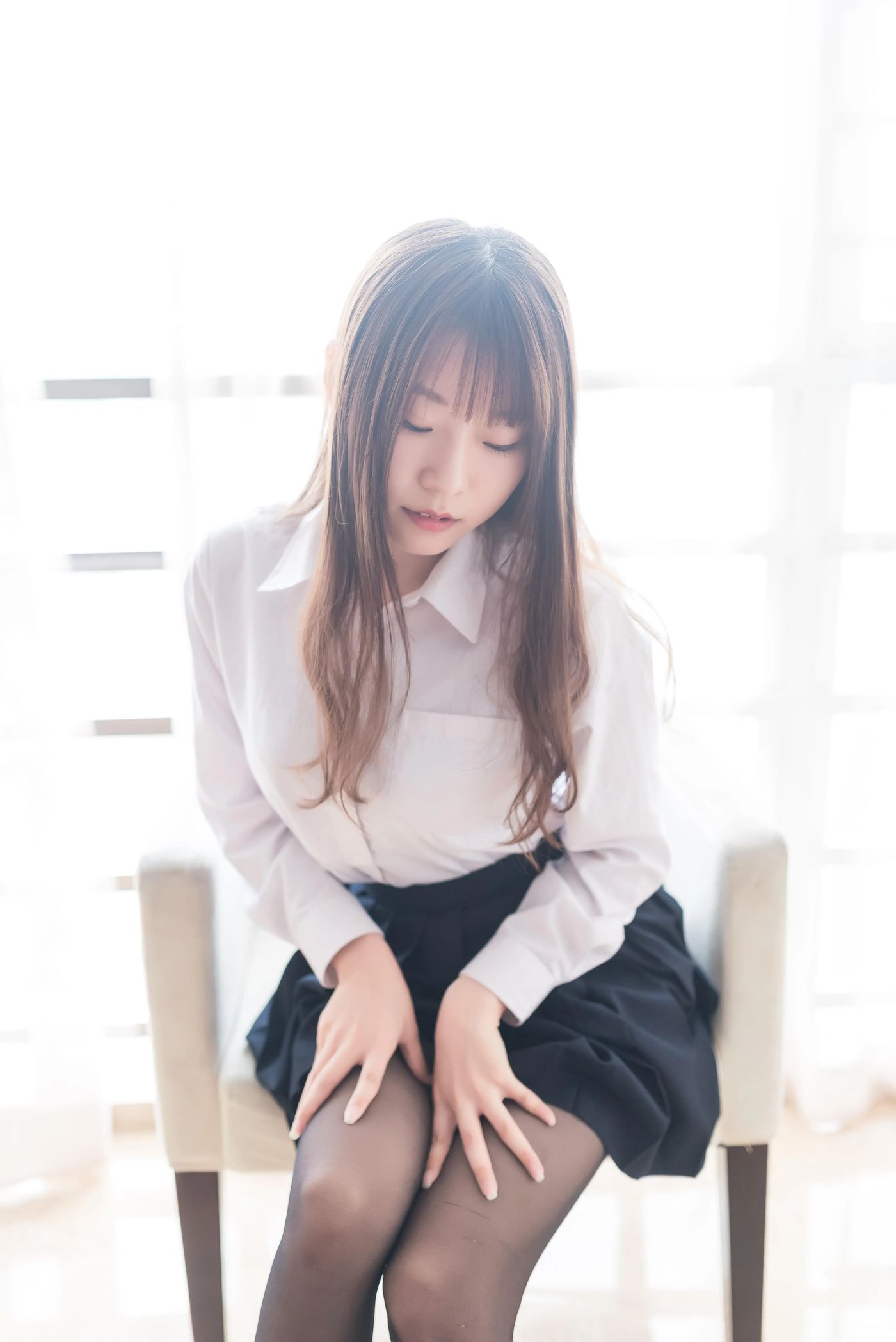 香草喵露露 – NO.07 黑丝萌妹 [45P]插图