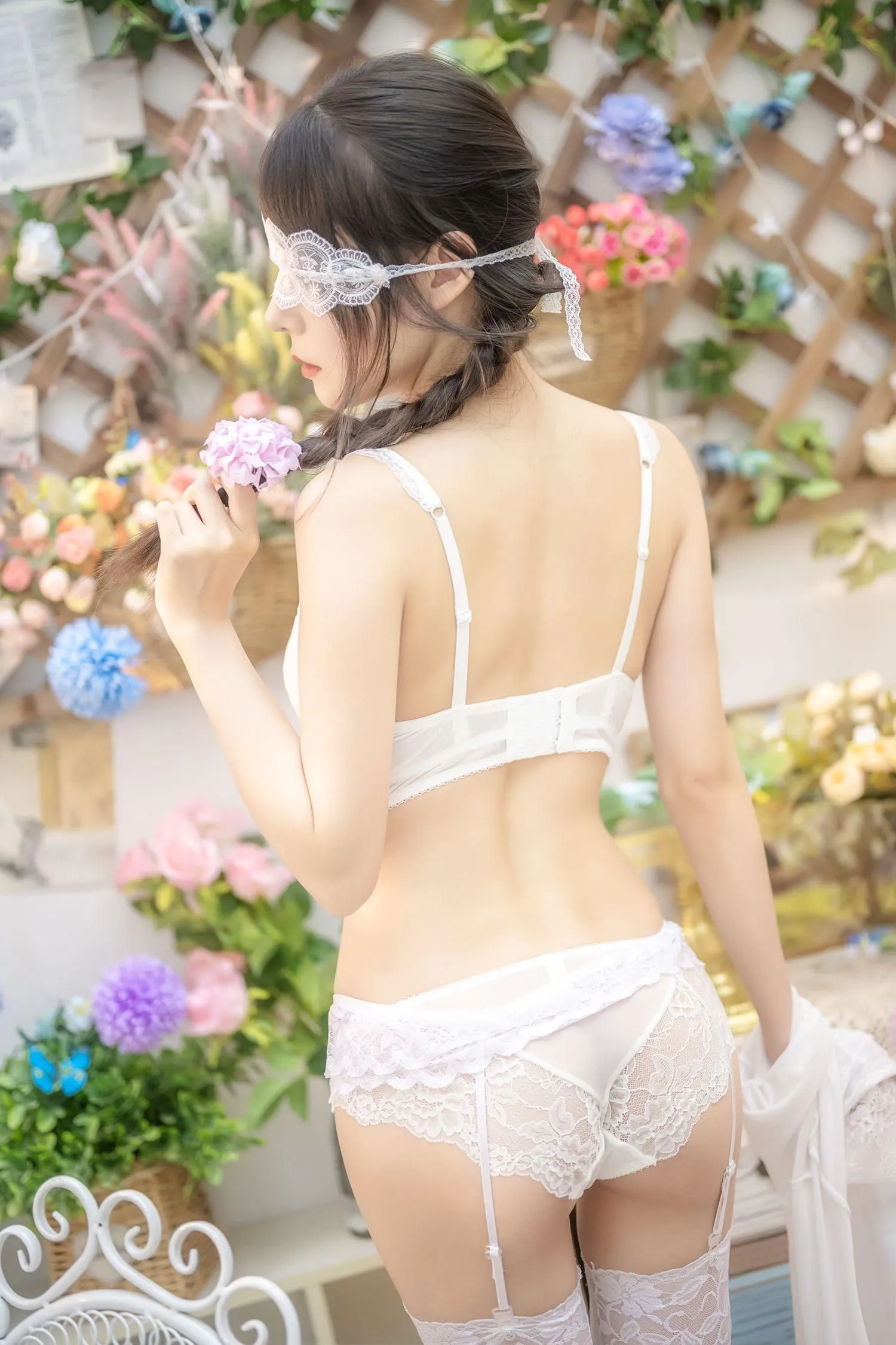 香草喵露露 – NO.22 白色花房 [49P]插图