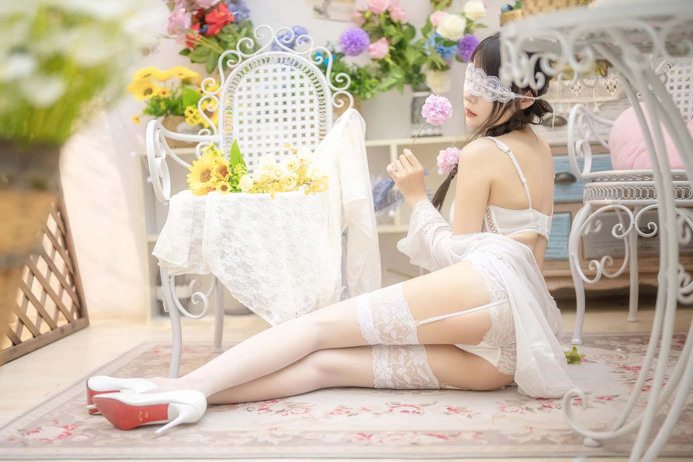 香草喵露露 – NO.22 白色花房 [49P]插图