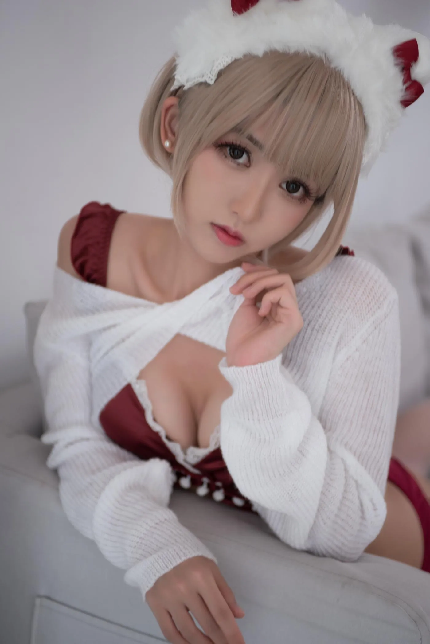 鳗鱼霏儿 – NO.27 兽耳 圣诞白网袜 [18P]插图9