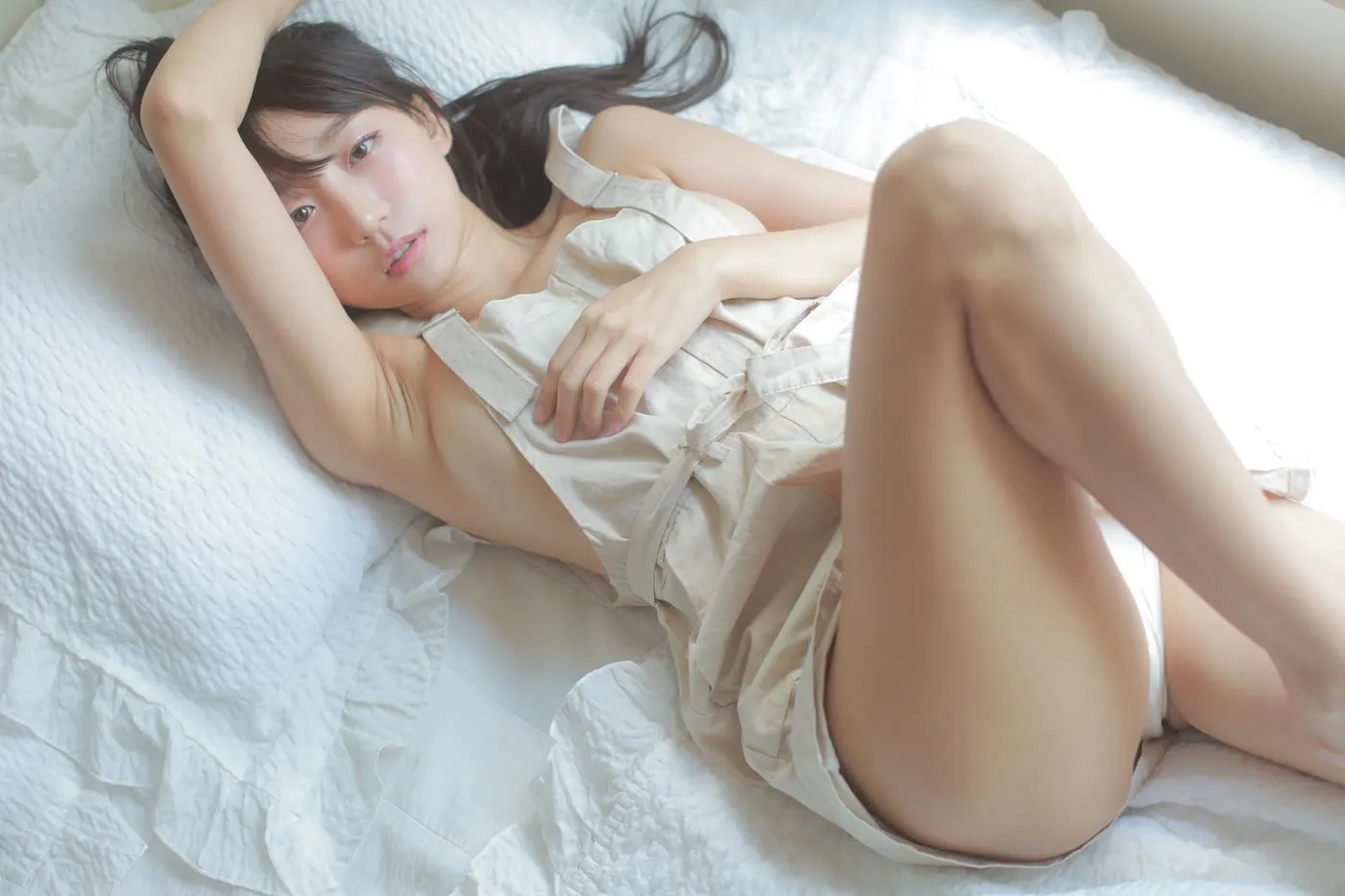 Eunji Pyo (표은지) – NO.06 Vol.02 Home [200P]插图