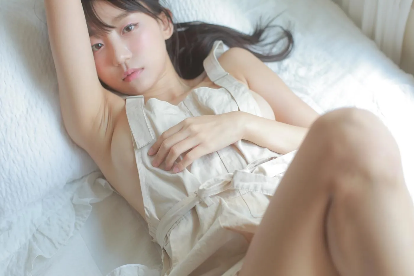 Eunji Pyo (표은지) – NO.06 Vol.02 Home [200P]插图1