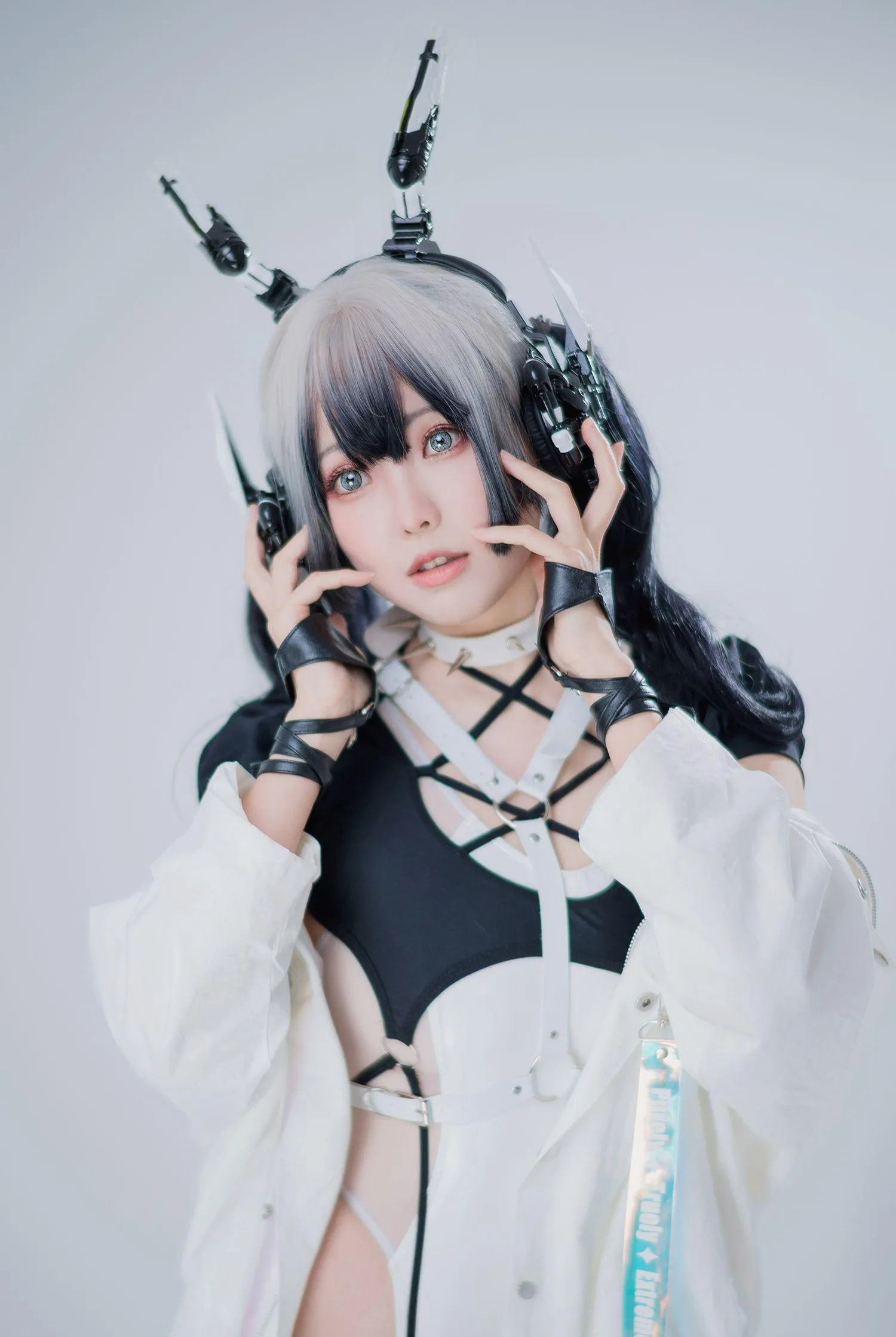 ElyEE子 – NO.98 2022.June-T4 (4套 视频)-D- CyberGirl Blanche [39P]插图6
