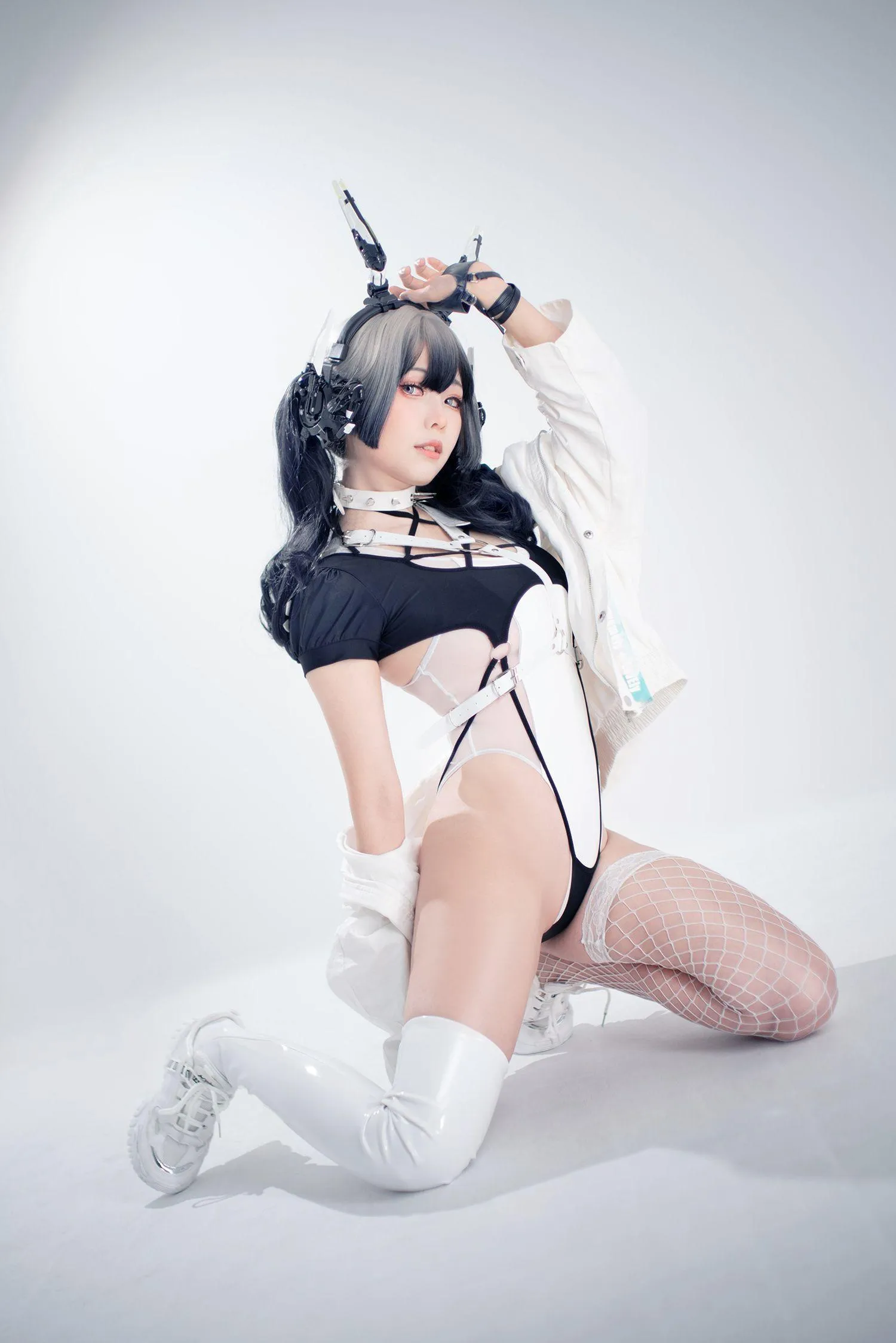 ElyEE子 – NO.98 2022.June-T4 (4套 视频)-D- CyberGirl Blanche [39P]插图3