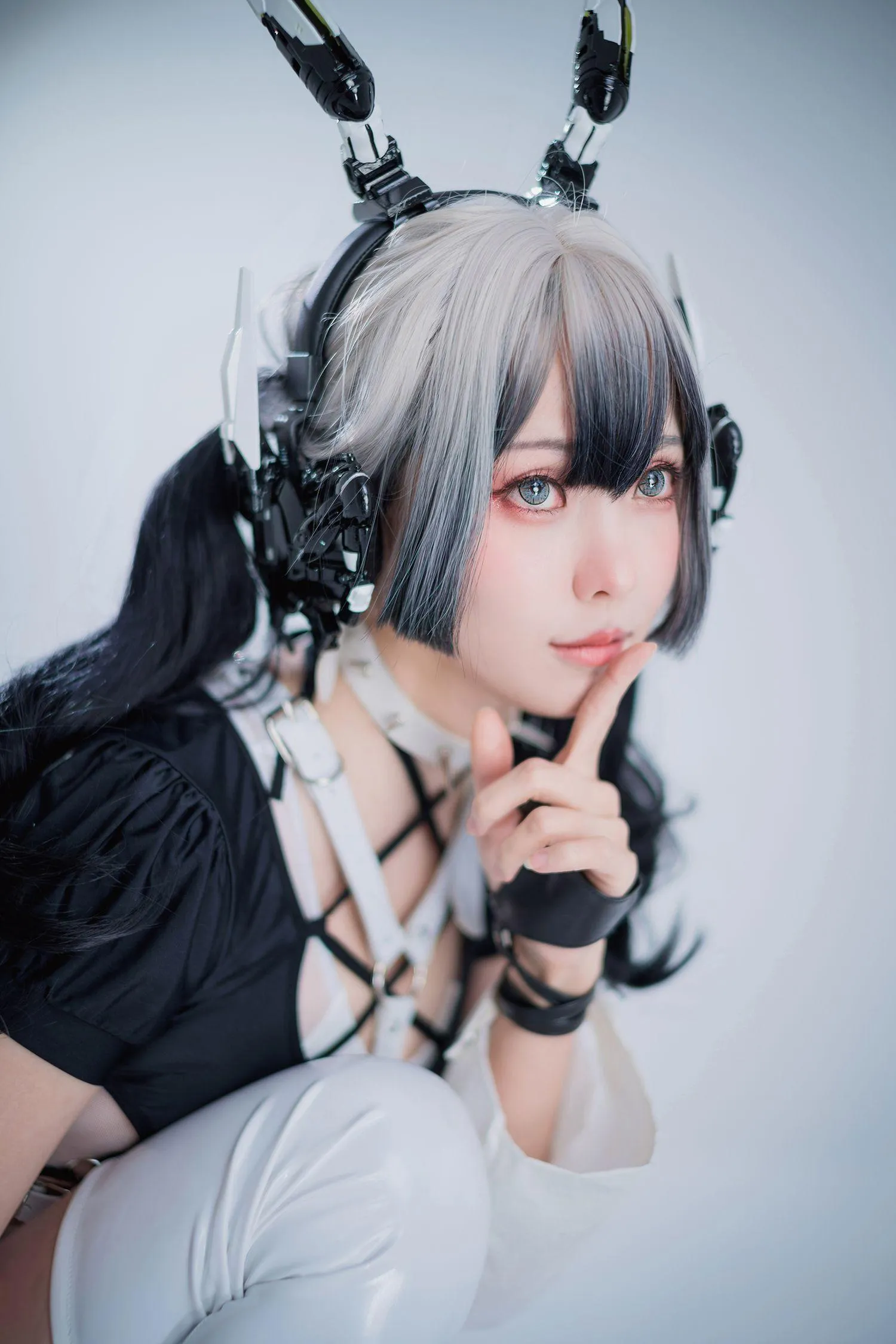 ElyEE子 – NO.98 2022.June-T4 (4套 视频)-D- CyberGirl Blanche [39P]插图4