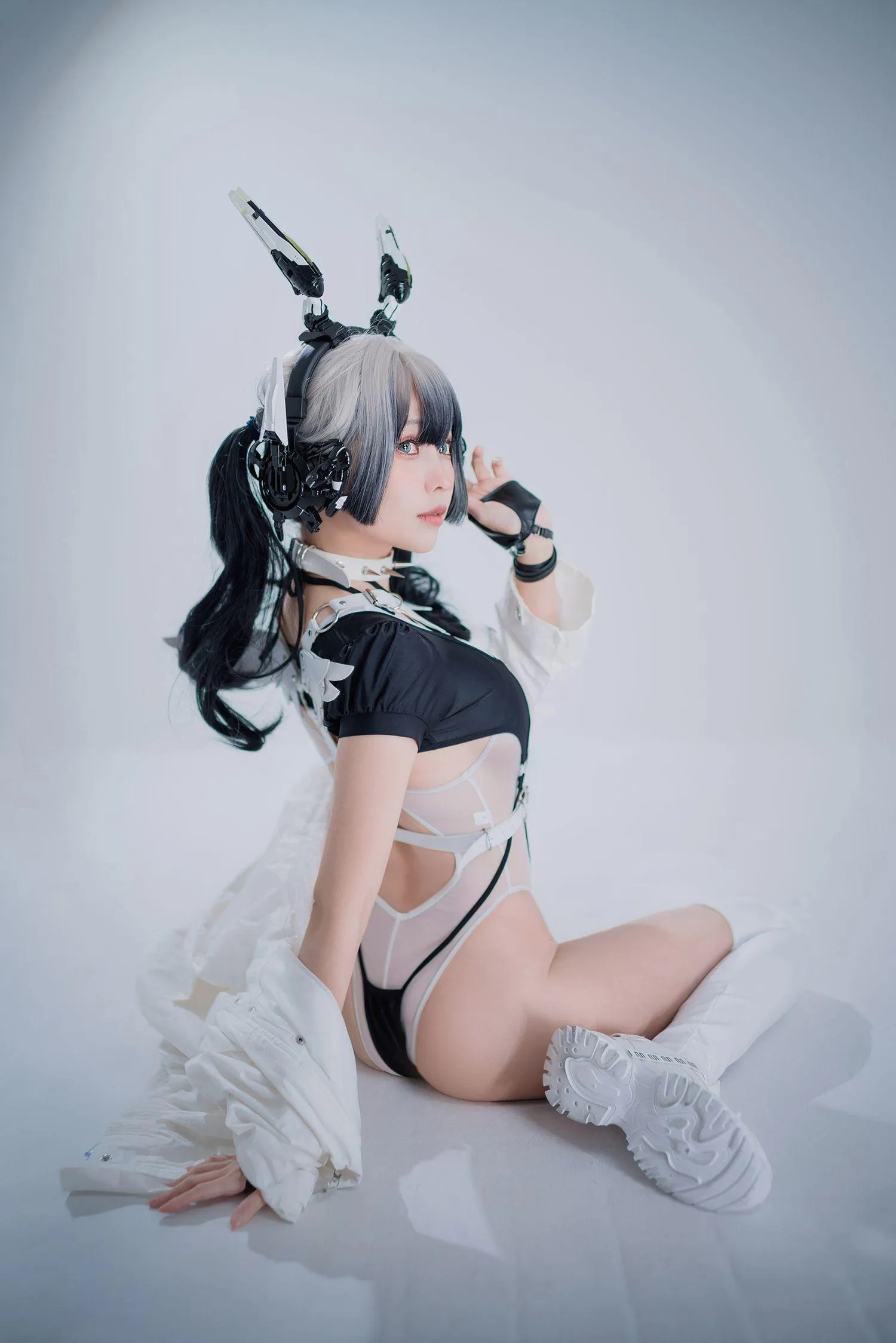 ElyEE子 – NO.98 2022.June-T4 (4套 视频)-D- CyberGirl Blanche [39P]插图7