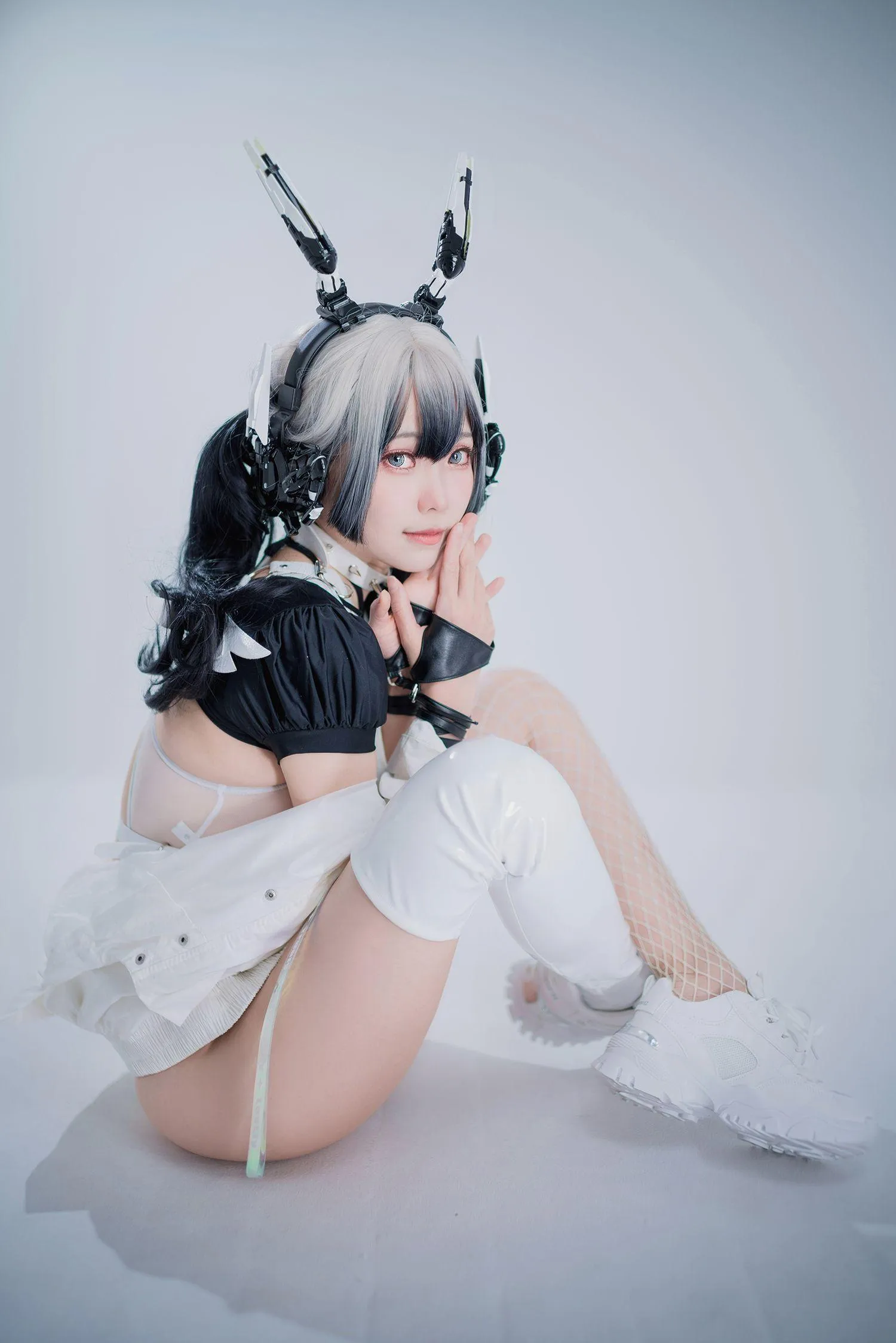 ElyEE子 – NO.98 2022.June-T4 (4套 视频)-D- CyberGirl Blanche [39P]插图1