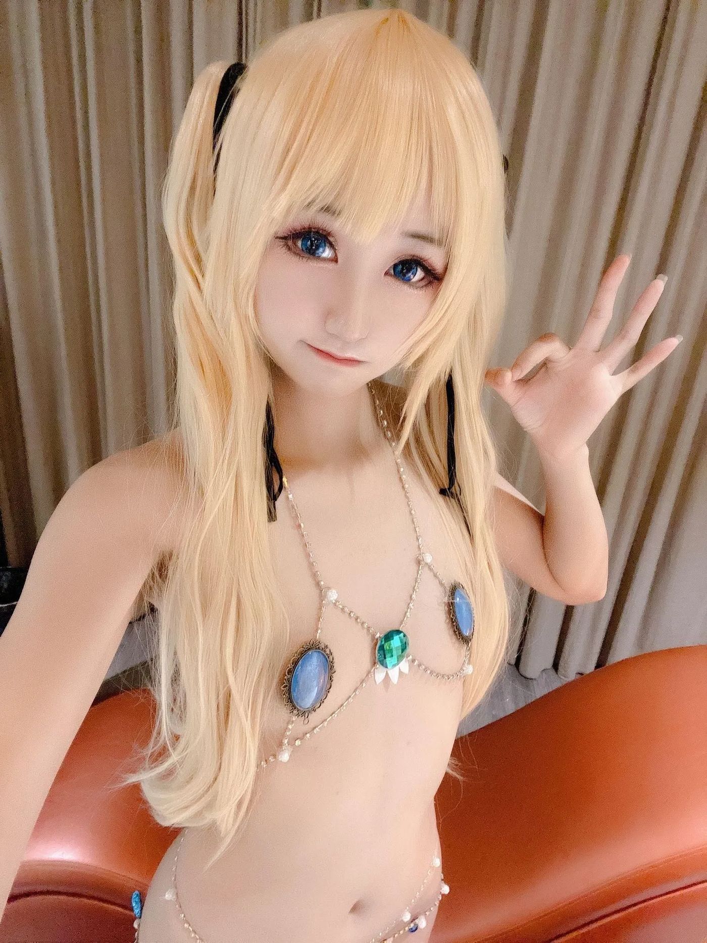 Kuuko W – NO.05 Marie Rose Fortune Bikini Selfie Set [33P]插图3