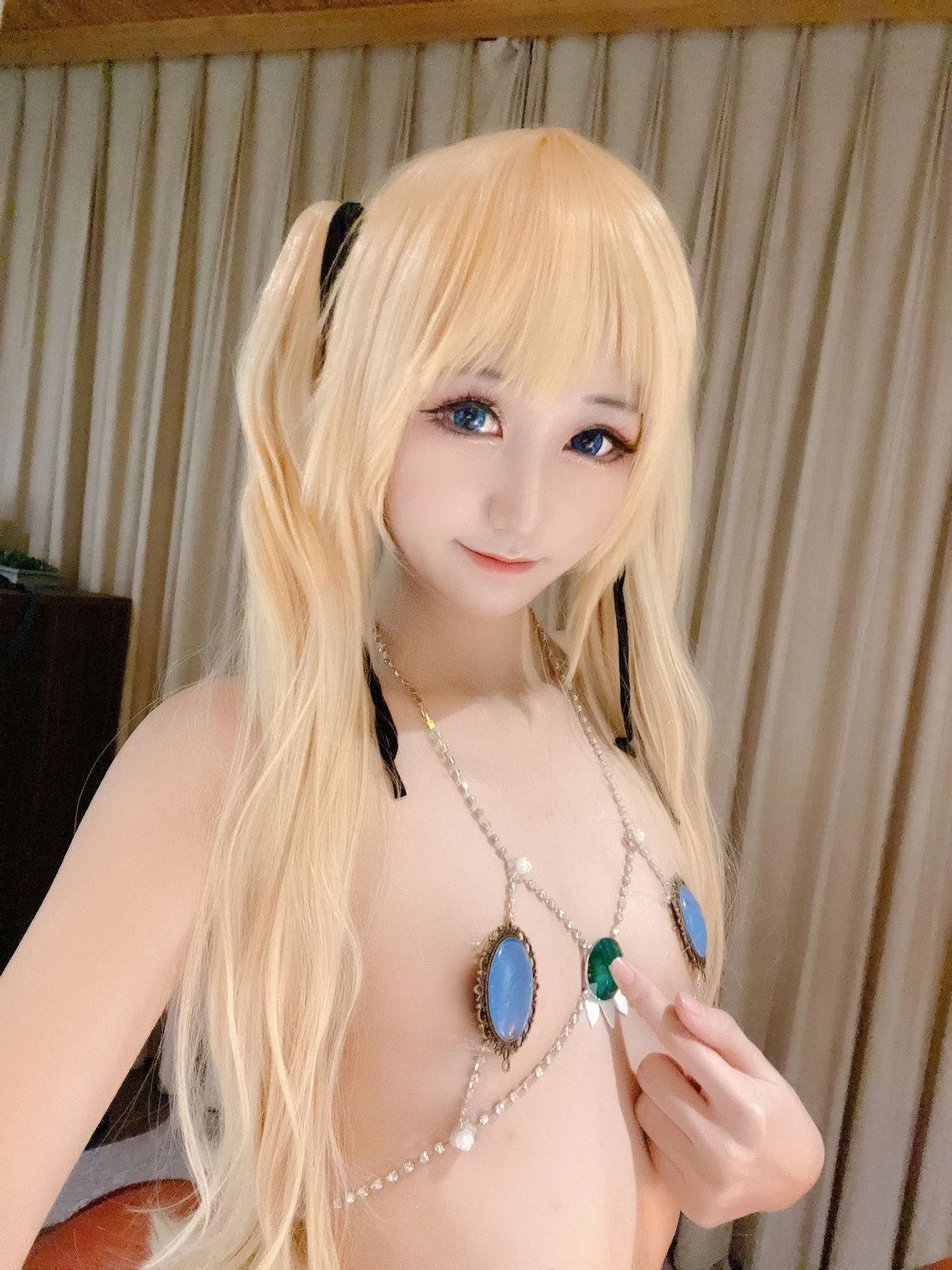 Kuuko W – NO.05 Marie Rose Fortune Bikini Selfie Set [33P]插图8