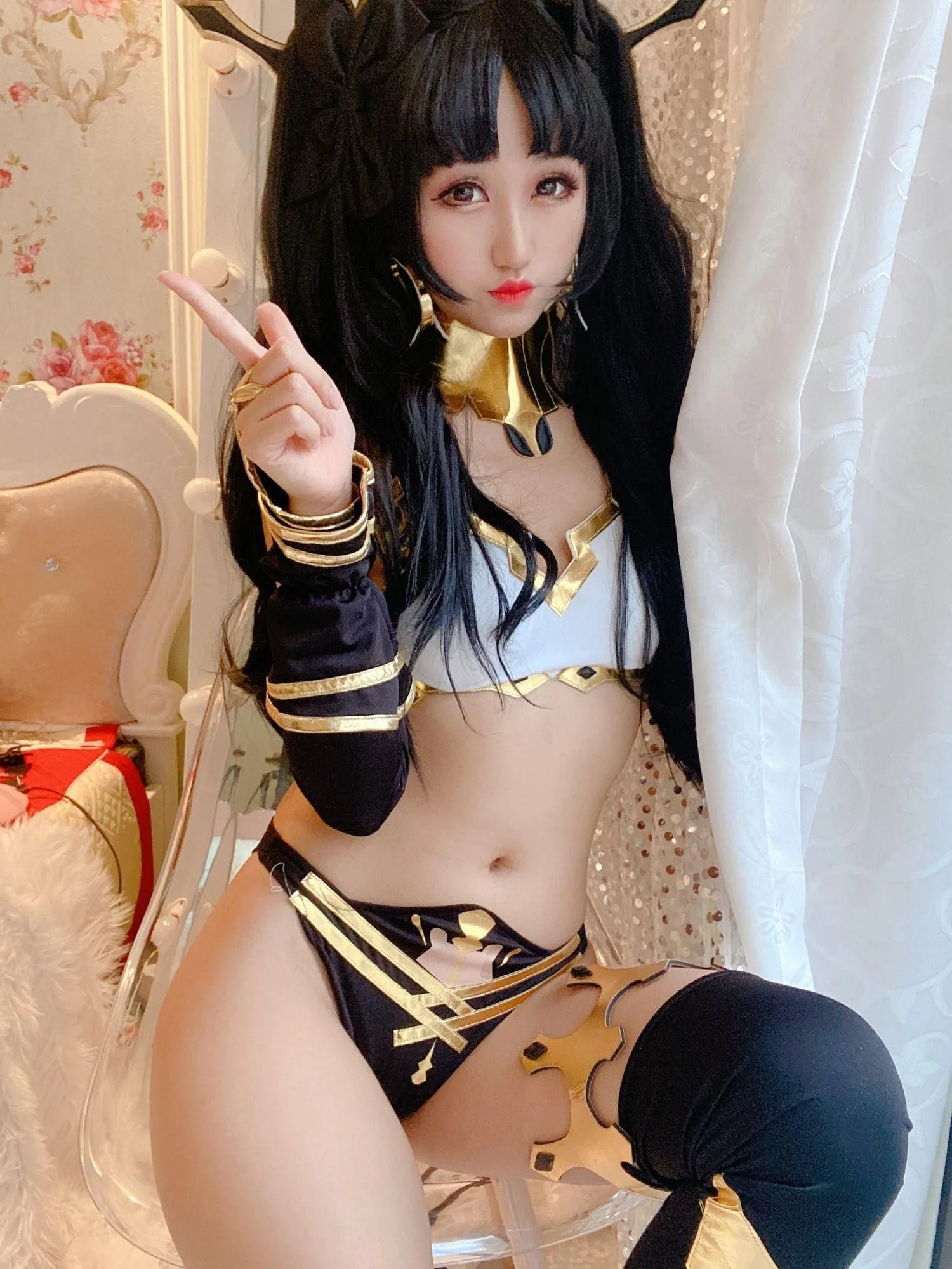 Kuuko W – NO.25 Ishtar-Selfie [19P]插图1