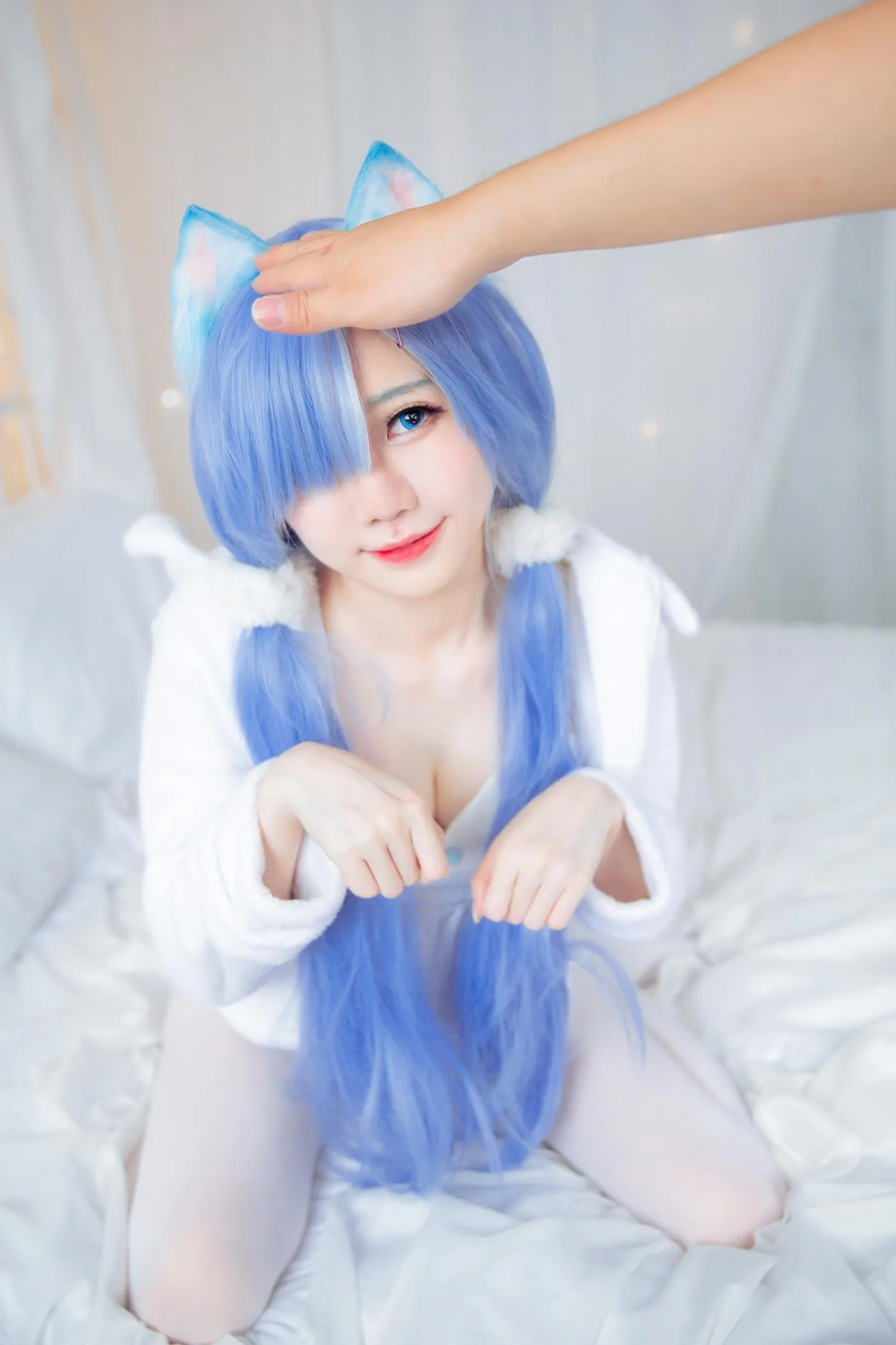 Sally Dorasnow – NO.22 Rem White Kitty [49P]插图7