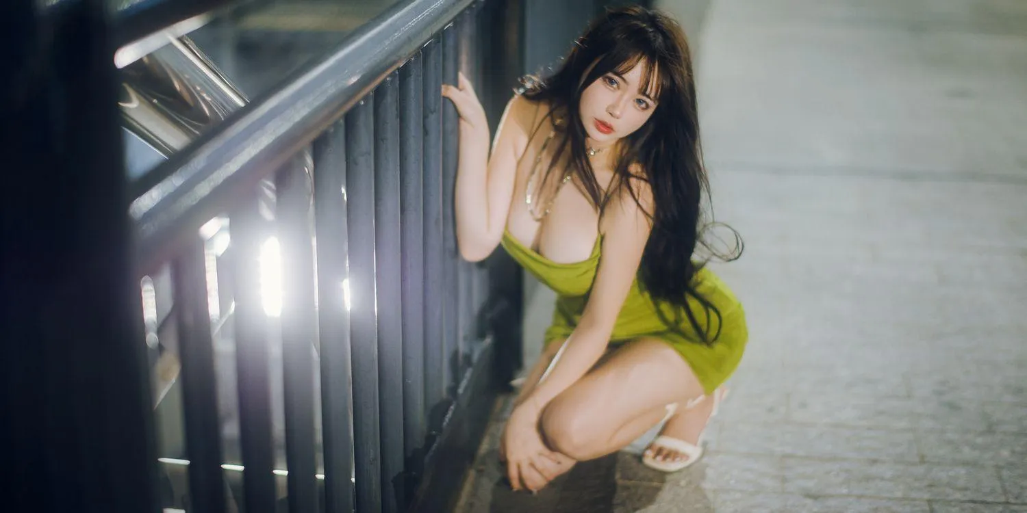 Tina很妖孽呀 – NO.07 绿色连衣裙 [35P]插图1