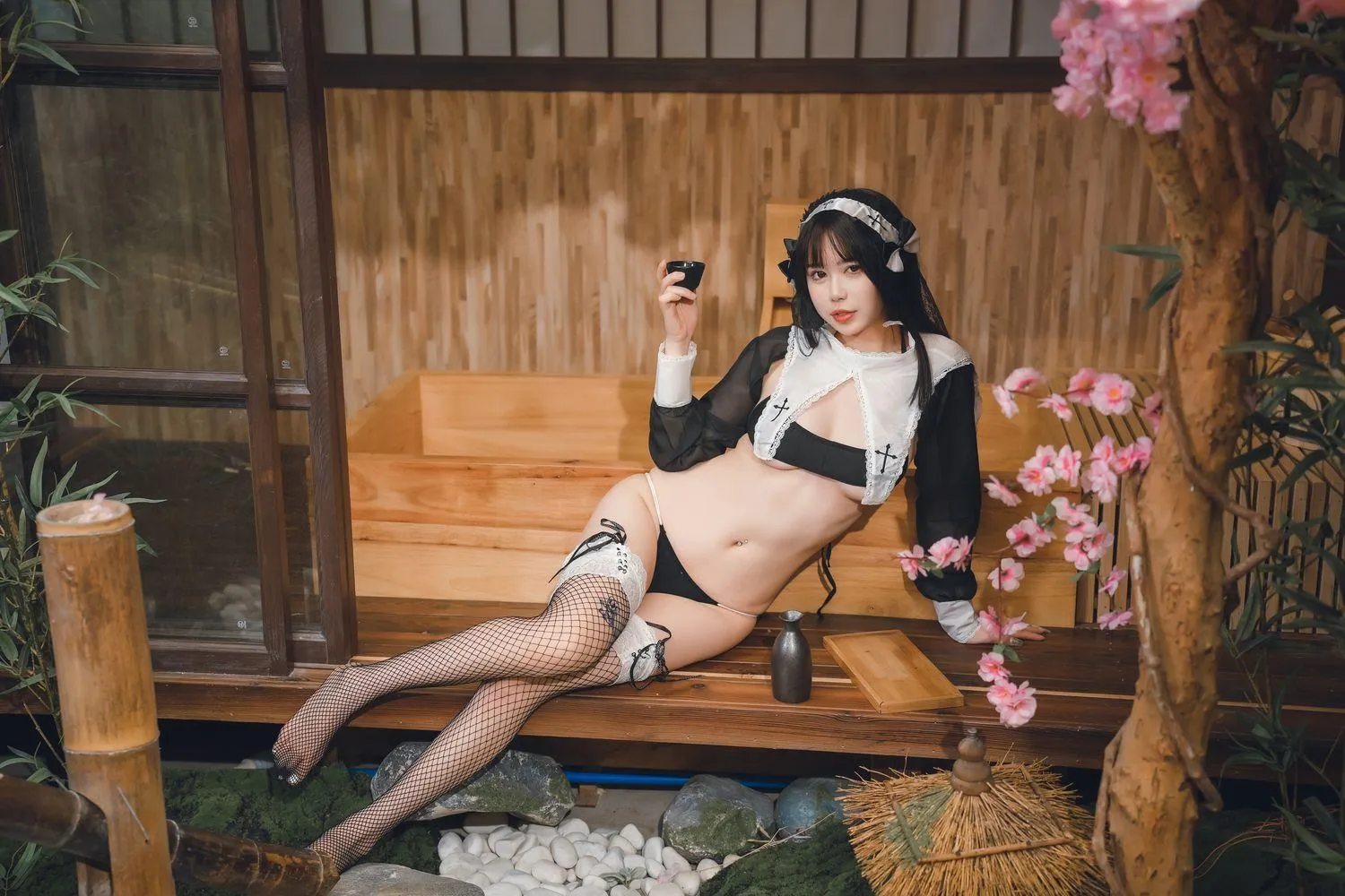 Tina很妖孽呀 – NO.14 修女的秘密 [28P]插图6