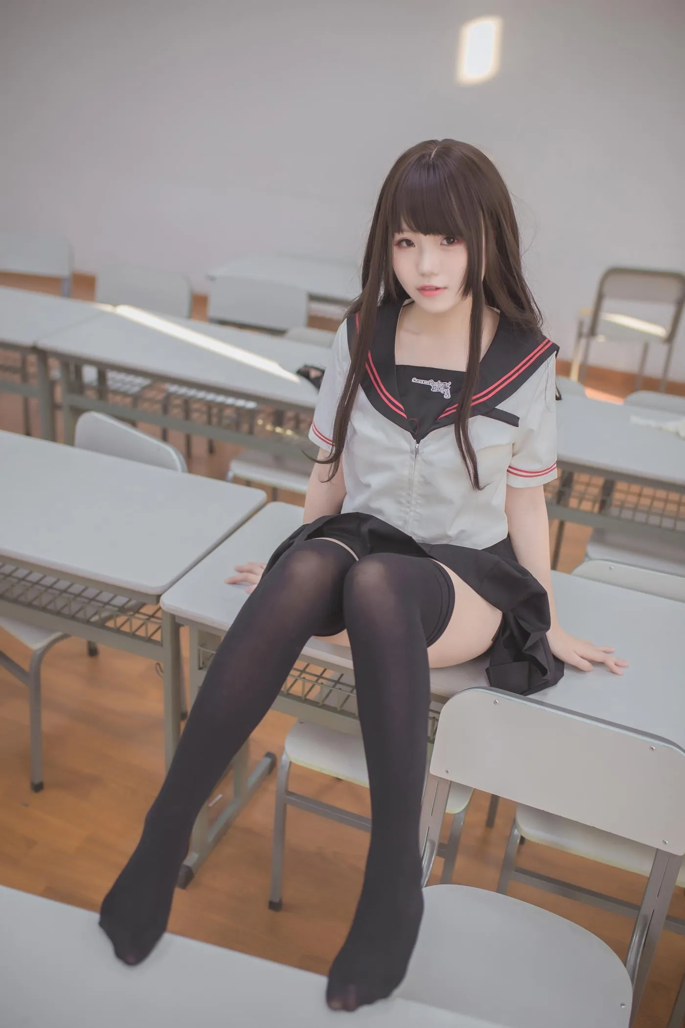 Yoko宅夏-NO.03 黑丝JK [39P]插图5