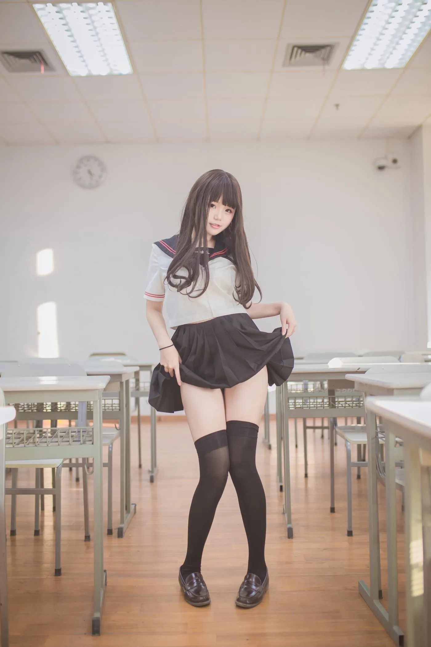 Yoko宅夏-NO.03 黑丝JK [39P]插图3