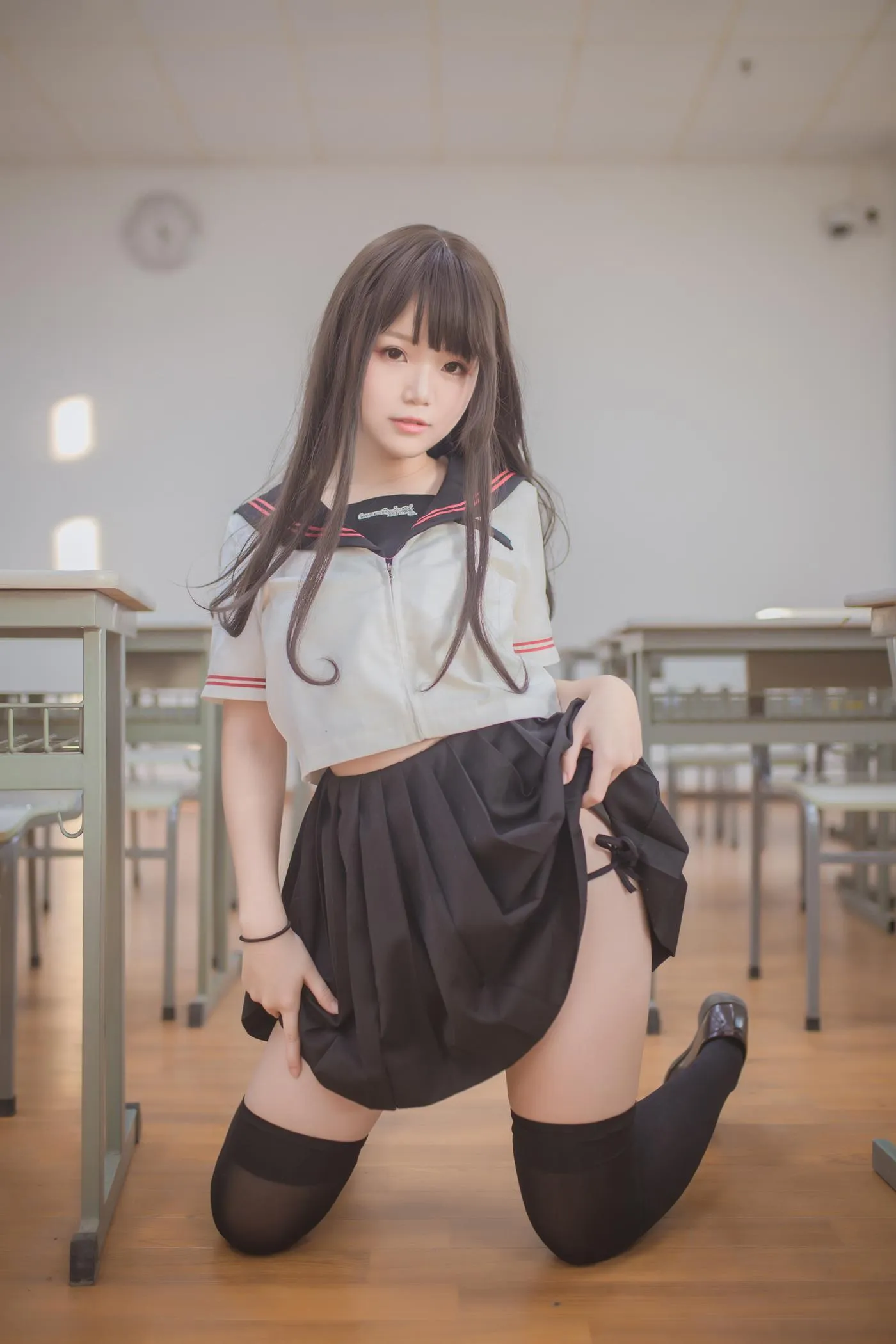 Yoko宅夏-NO.03 黑丝JK [39P]插图5