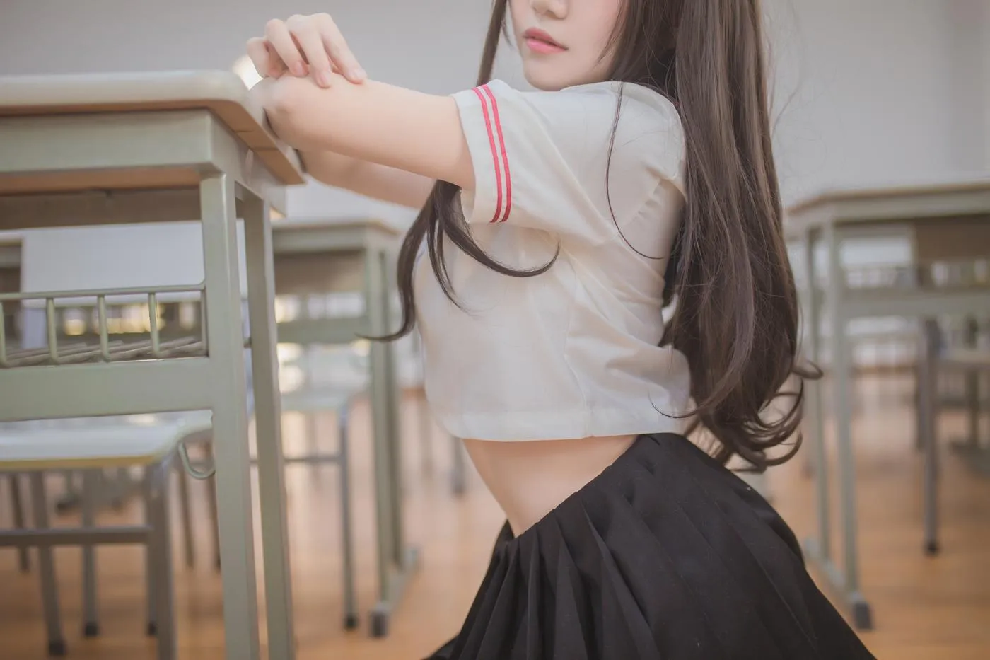 Yoko宅夏-NO.03 黑丝JK [39P]插图7