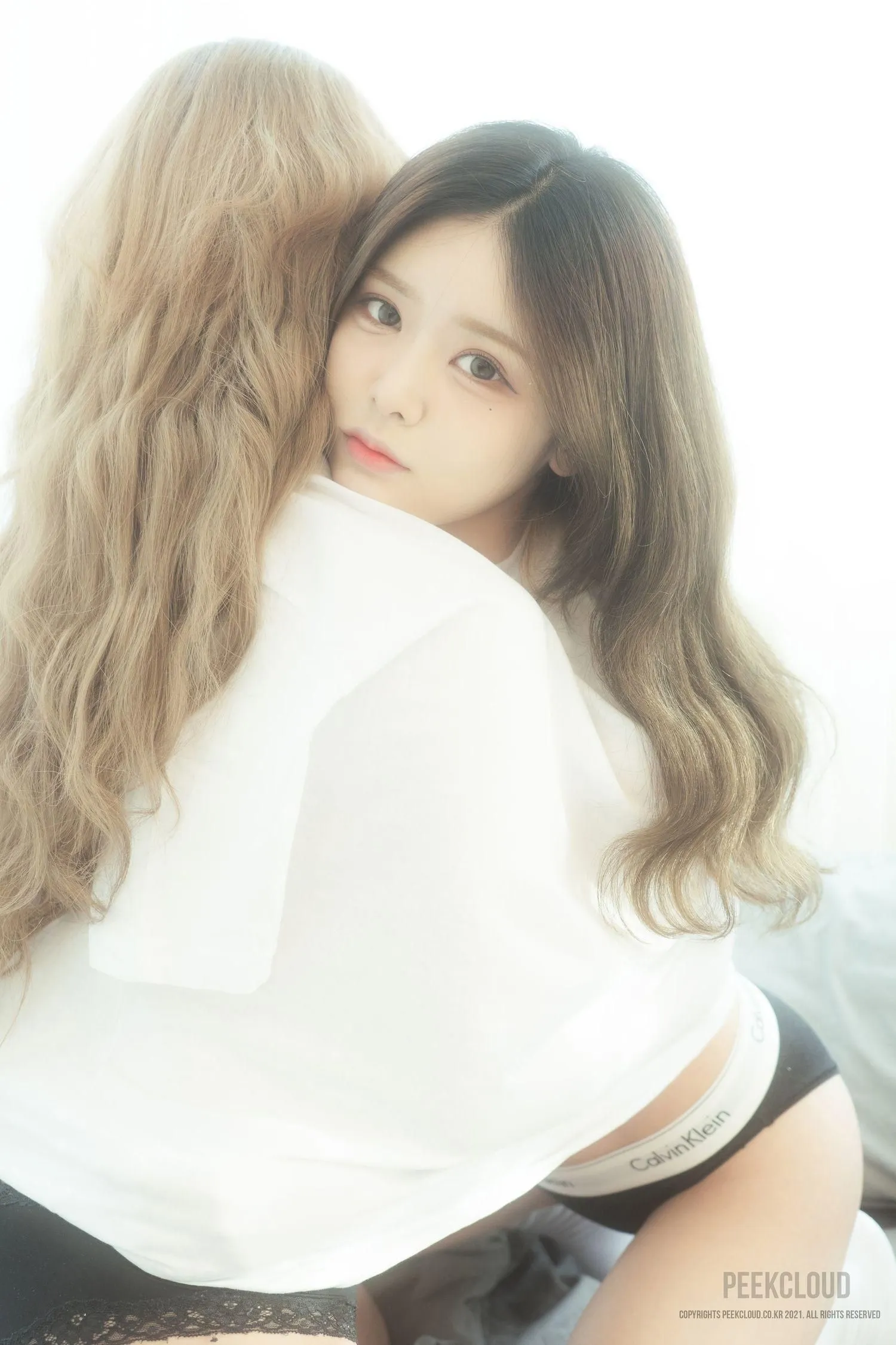 Yuka (유카) 005 [PEEKCLOUD] &Bomi (보미) Christmas Twin Edition [115P]插图3