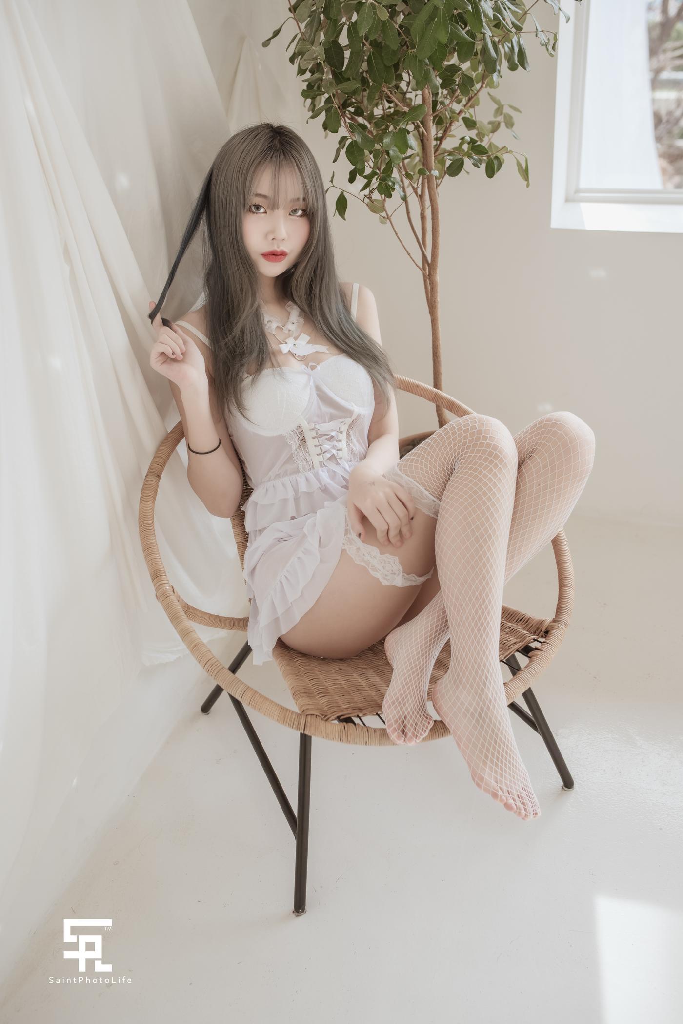 Yuna (윤아) – NO.01 [SAINT Photolife] Growing Up Vol.1 [39P]-秀吧