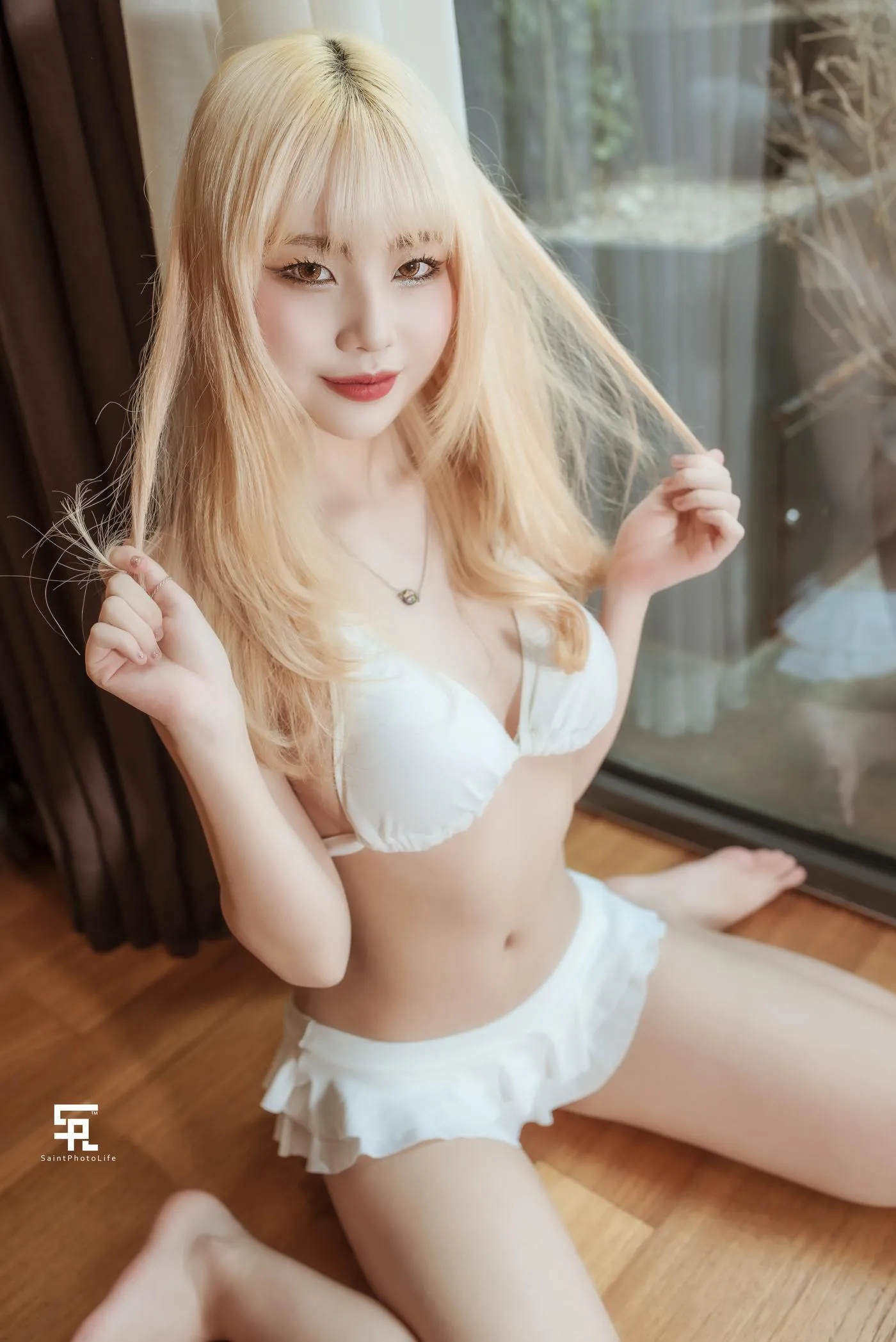 Yuna (윤아) – NO.06 [SAINT Photolife] The Gold [50P]插图7