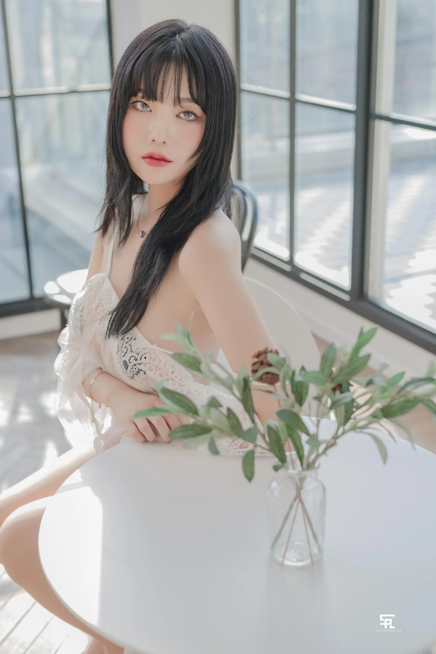 Yuna (윤아) – NO.08 [SAINT Photolife] BLOOM Vol.01 [52P]插图4