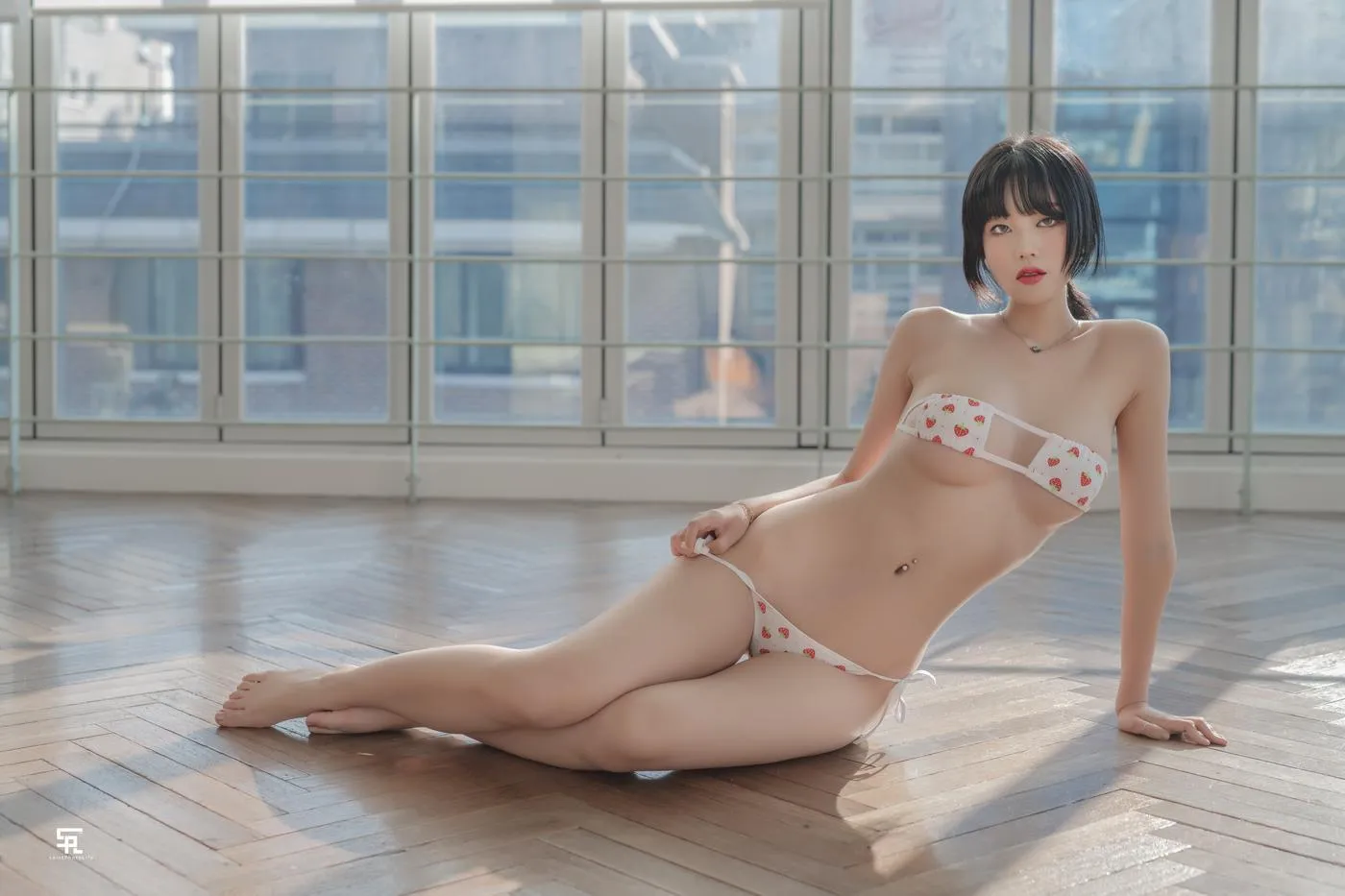 Yuna (윤아) – NO.08 [SAINT Photolife] BLOOM Vol.01 [52P]插图6