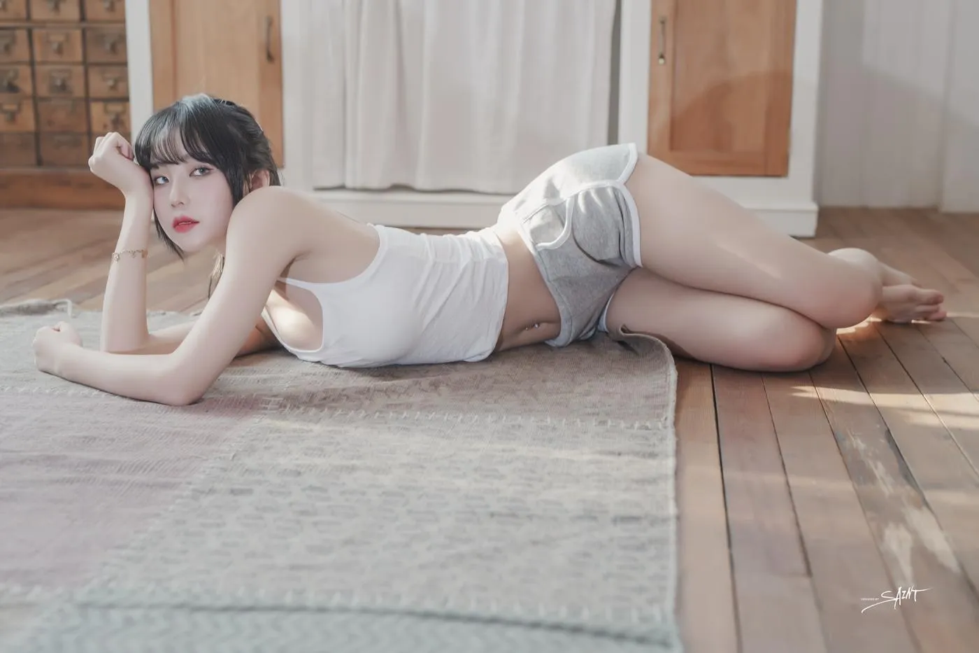 Yuna (윤아) – NO.17 [SAINT Photolife] No.11 – Love On Top [60P]插图5