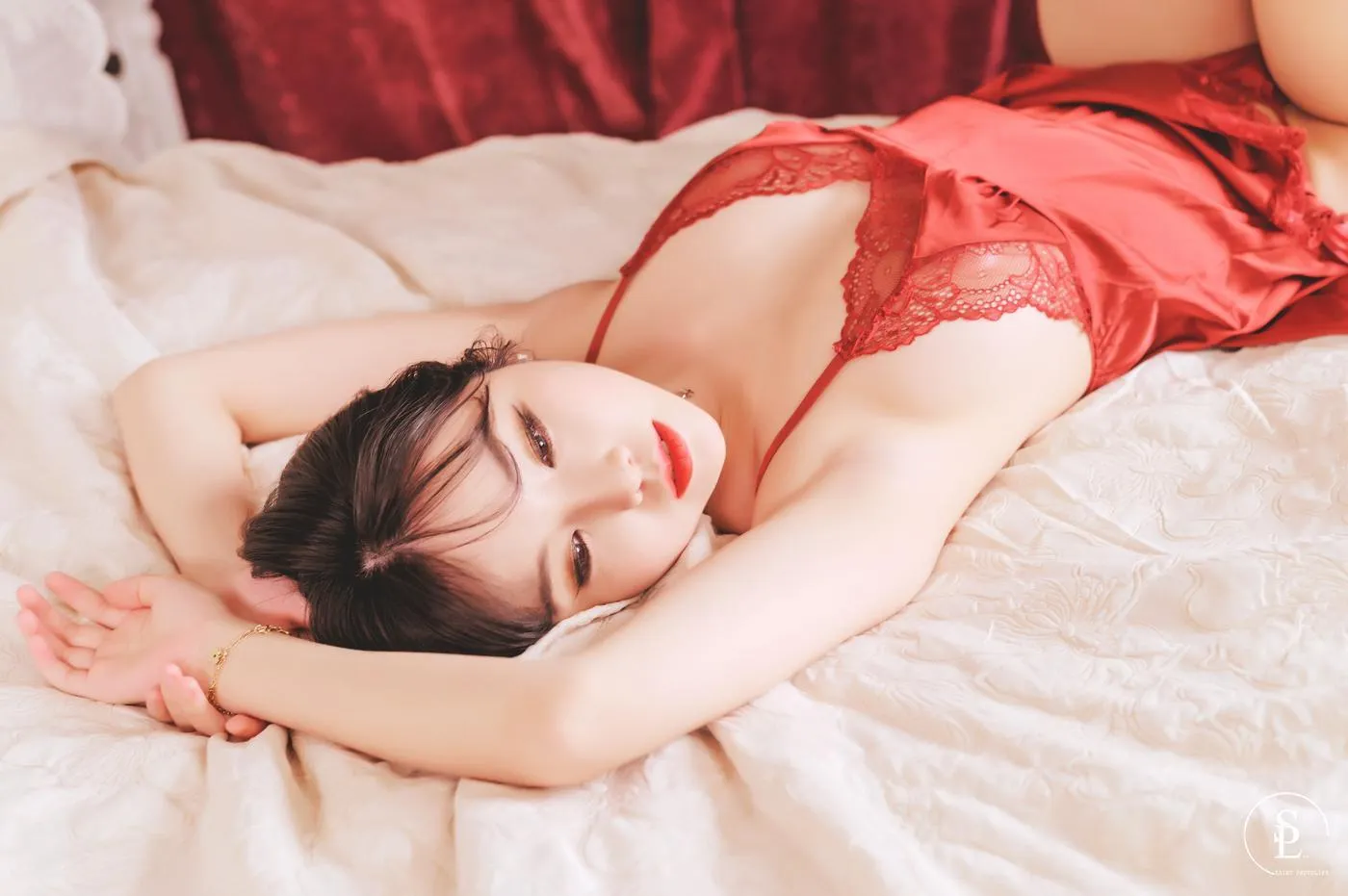 Yuna (윤아) – NO.21 [SAINT Photolife] Midnight [86P]插图8