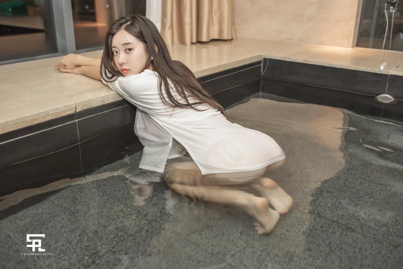 Zenny – NO.04 Banyan Tree Club [55P]插图9