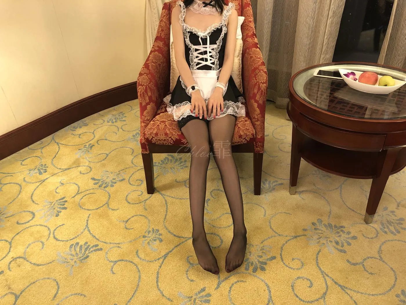 chloe霏霏 – NO.02 20180812 香格里拉酒店女仆装 意大利Trasparenze Fanny 半筒黑s [21P]插图7
