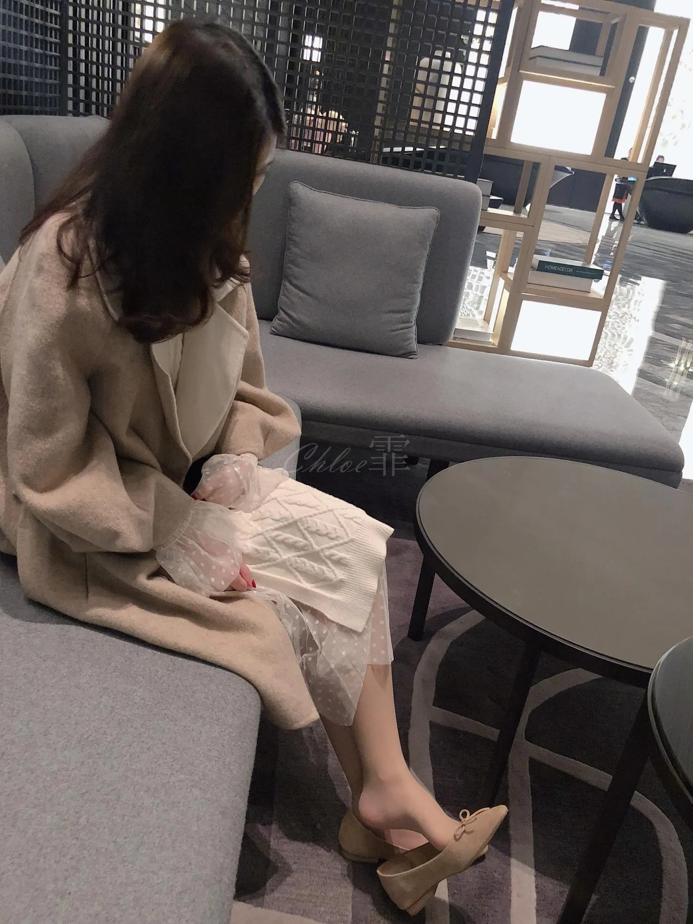 chloe霏霏 – NO.13 20190223 艾美酒店 淑女杏色大衣蕾丝连衣裙 德国FALKE shelina 肉s [45P]插图4