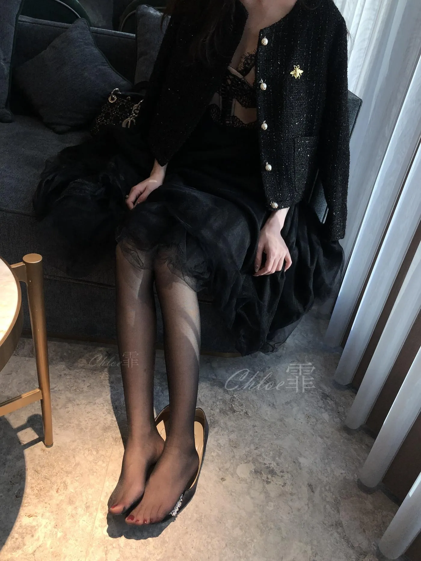 chloe霏霏 – NO.23 20191029 美爵酒店黑s CERVIN吊带复古无弹力肤色 [56P]插图9