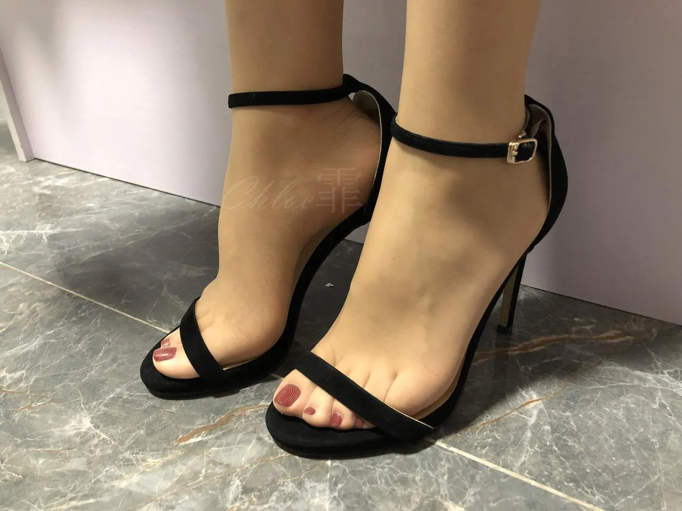 chloe霏霏 – NO.26 20191103 经典随拍-4 [37P]插图1