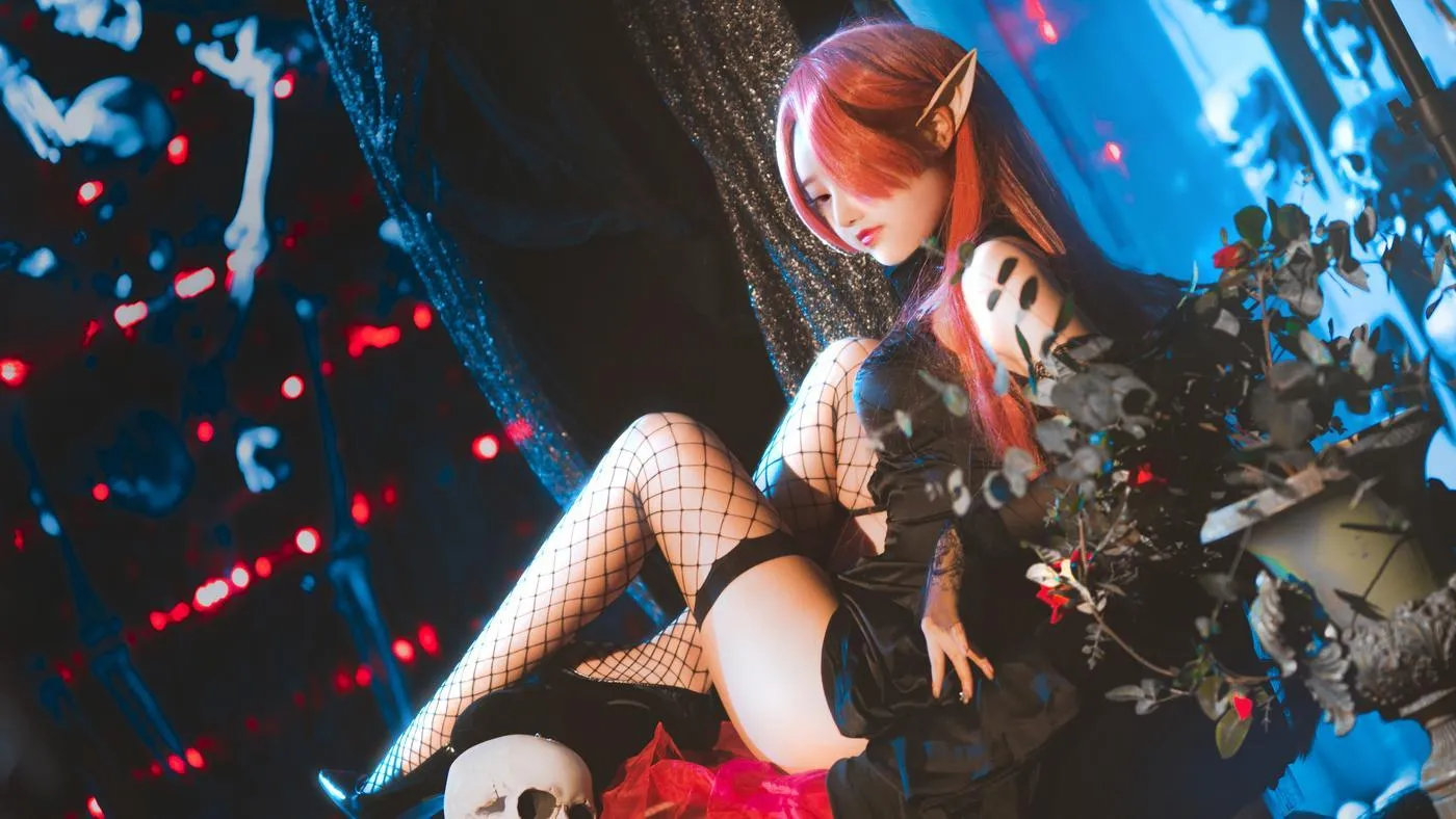 eloise软软 – NO.03 碧蓝.伯爵 [66P]插图1