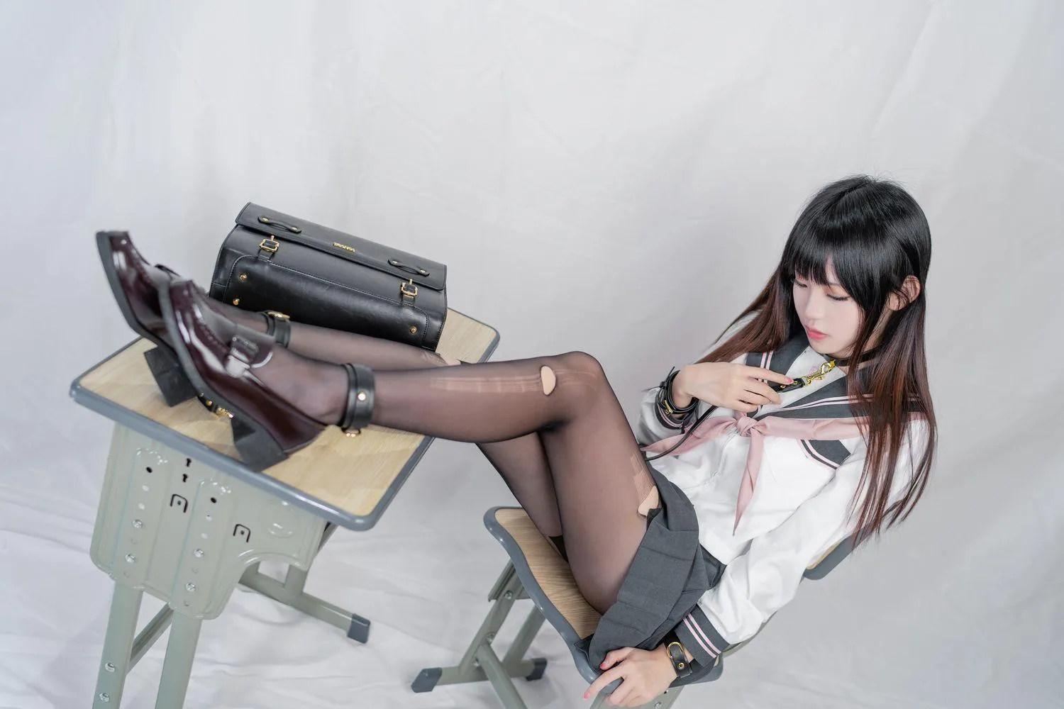 miko酱ww – NO.08 放学后 [26P]插图1