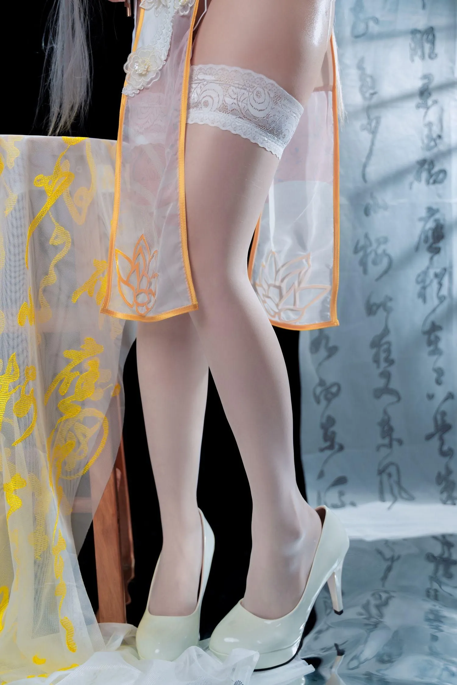 miko酱ww – NO.20 洛天依旗袍 [30P]插图5