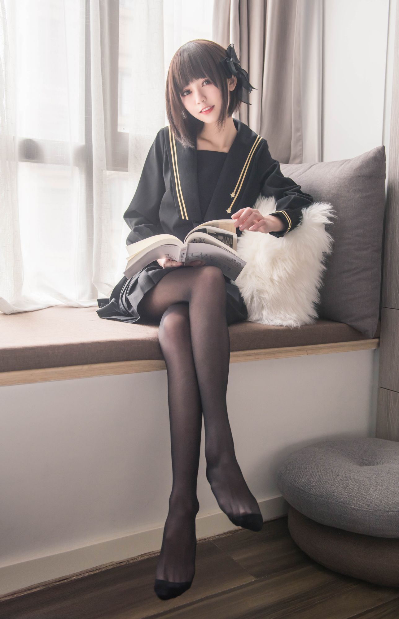 你的负卿03窗台制服插图6