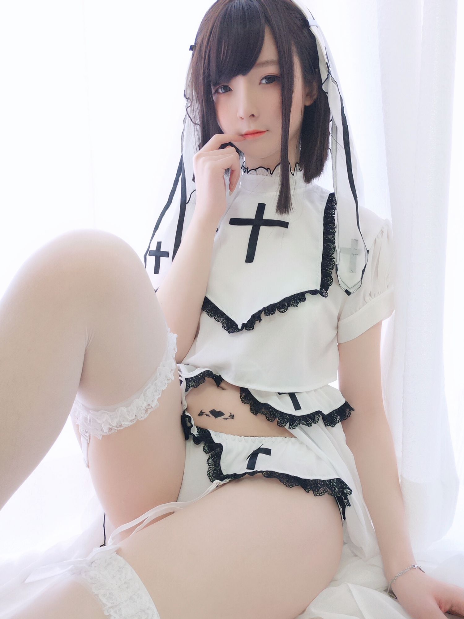 一小央泽11白修女插图1