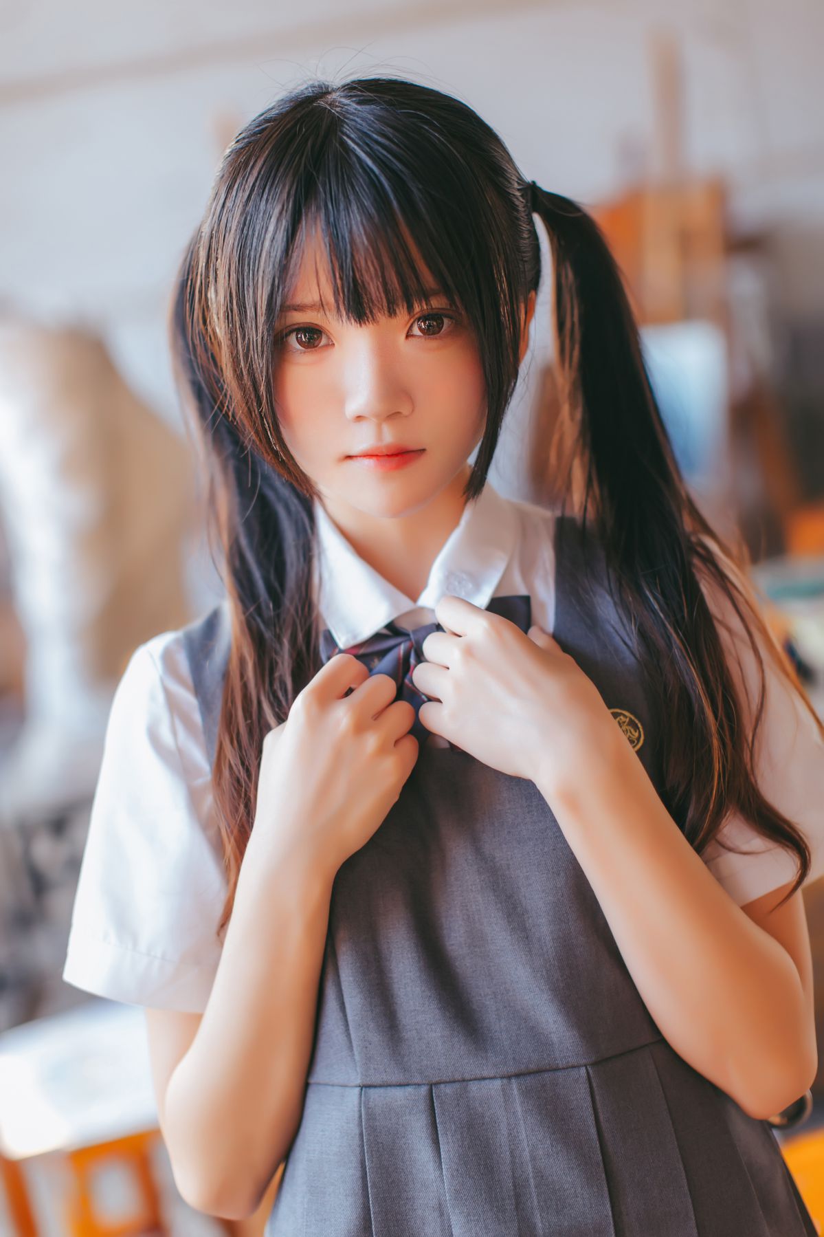 桜桃喵-画室少女插图6