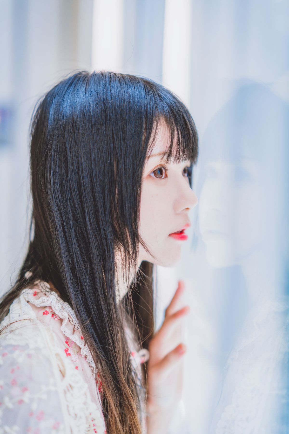桜桃喵-小少女插图1
