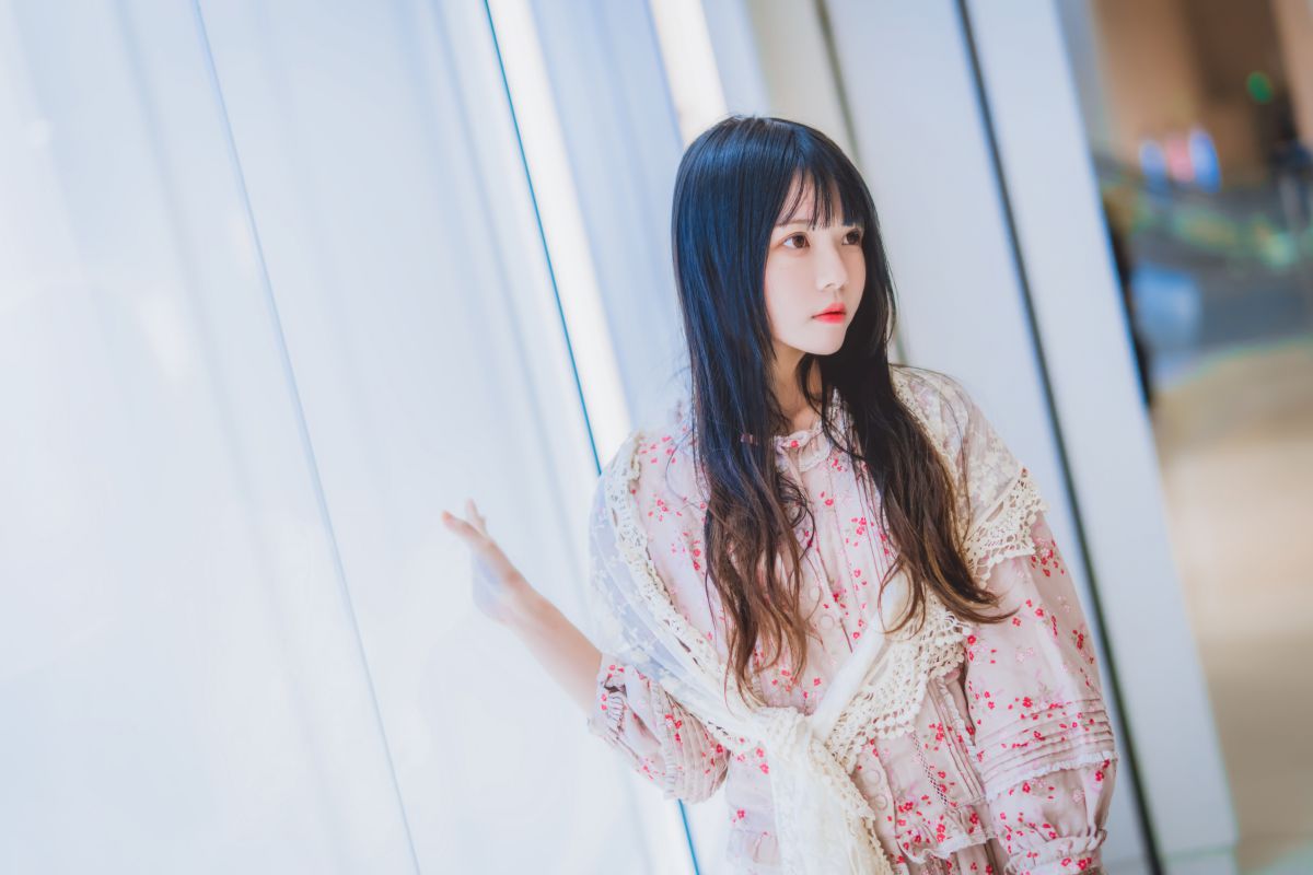 桜桃喵-小少女插图3