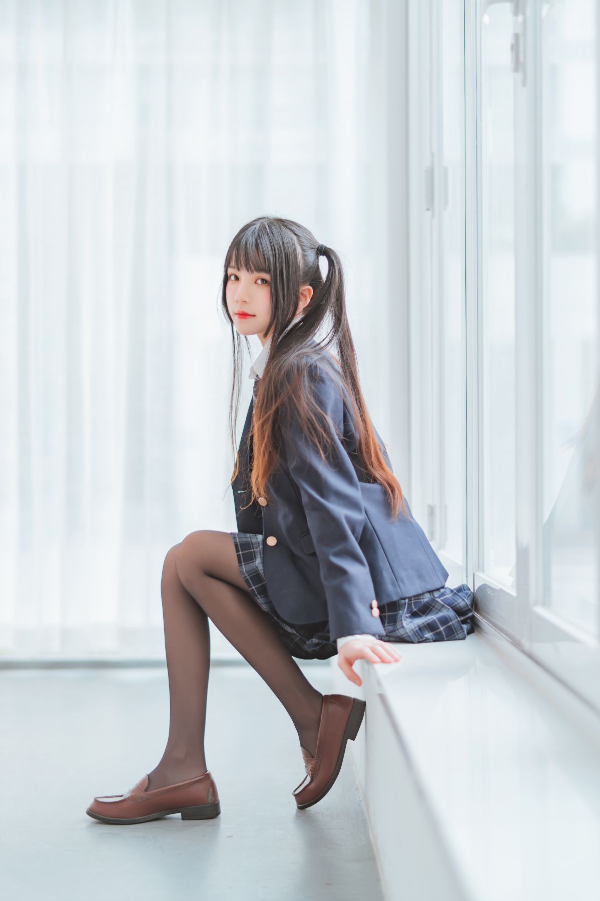 桜桃喵 – 冬季制服丝秀插图6