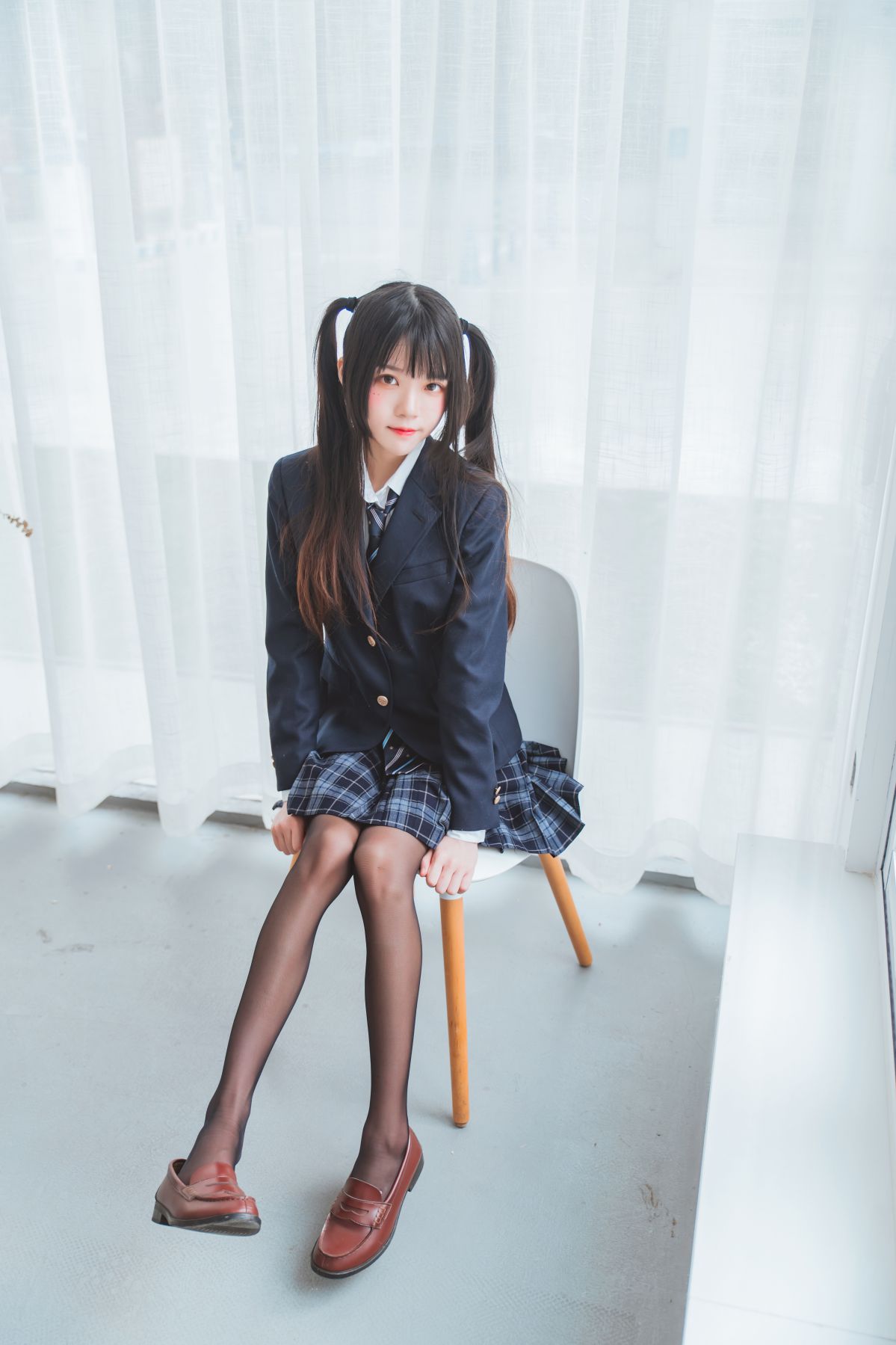 桜桃喵 – 冬季制服丝秀插图8