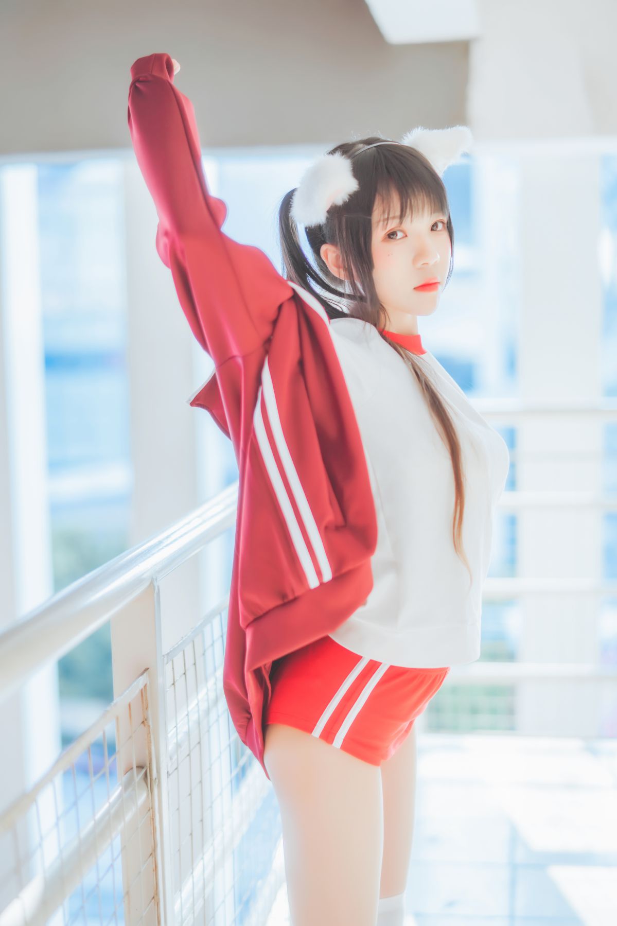 桜桃喵 – 红色体操服插图5