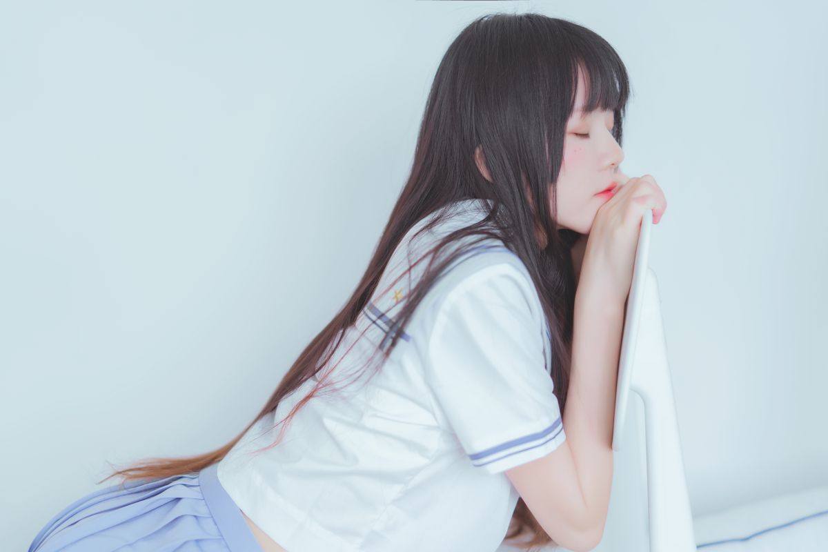 桜桃喵 – 校服黑丝插图7