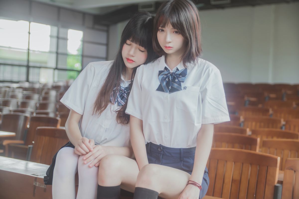 桜桃喵&疯猫ss – JK百合1插图